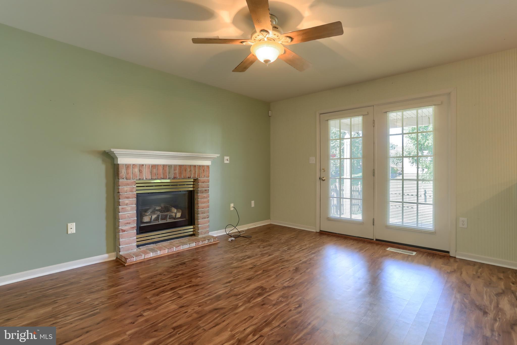 THE OAKS - Residential