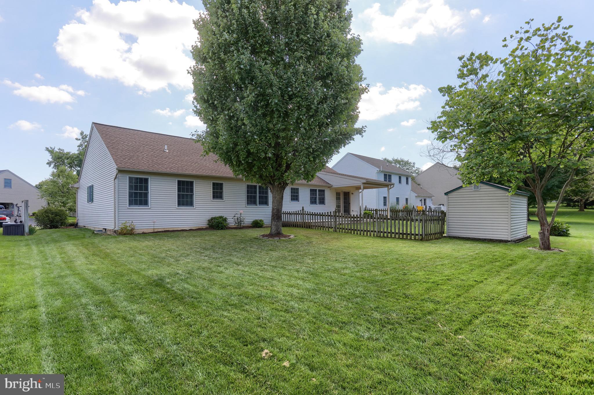 THE OAKS - Residential