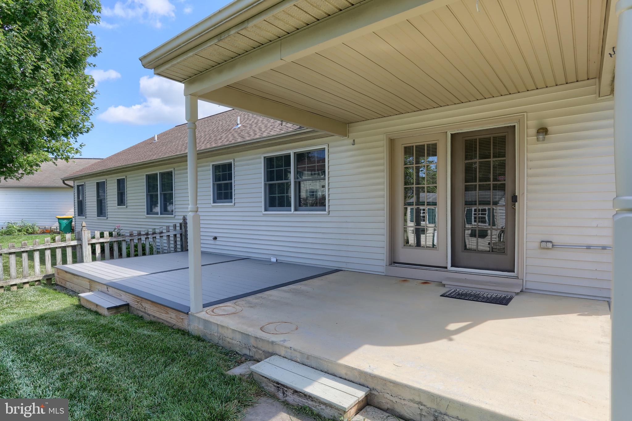 THE OAKS - Residential