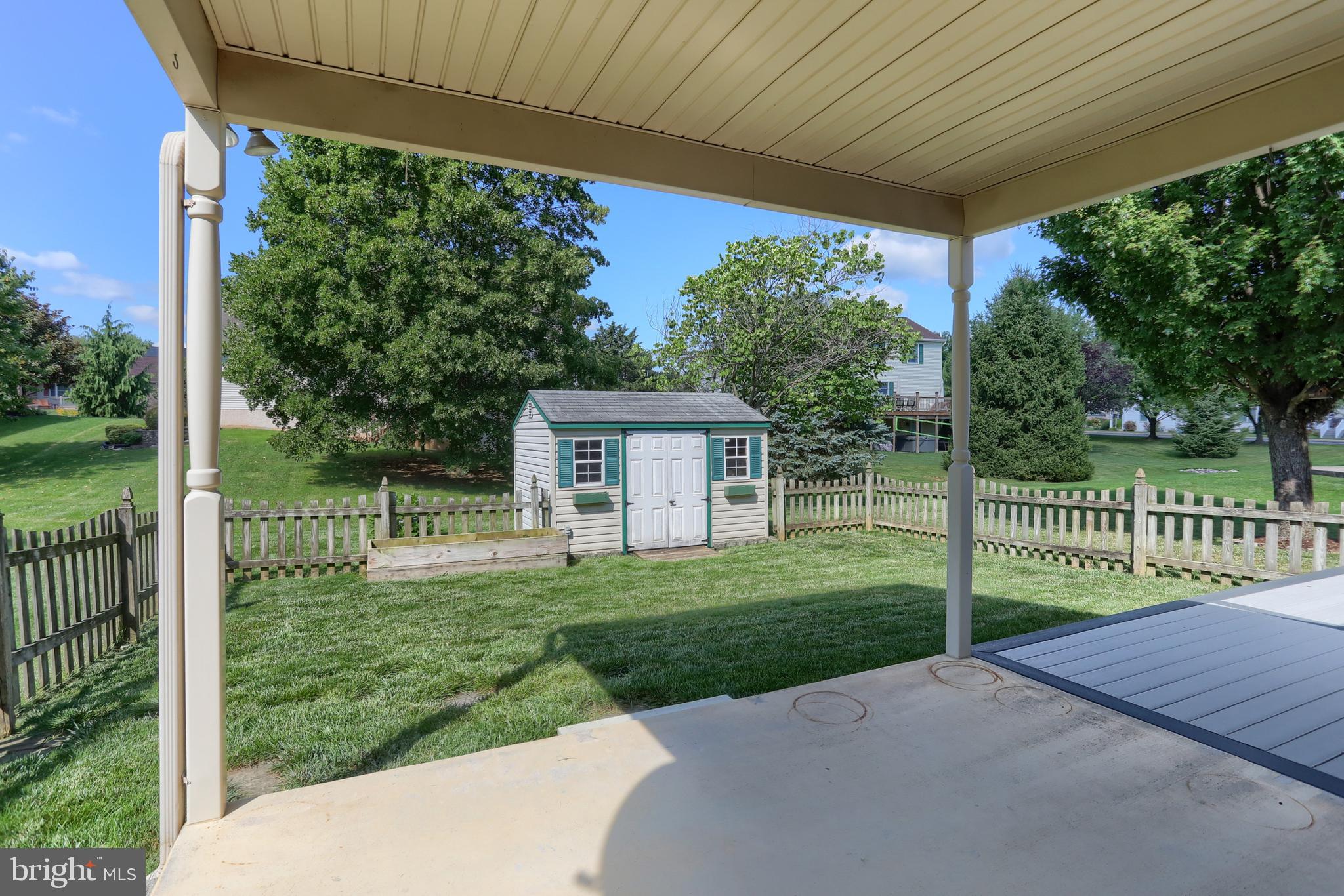 THE OAKS - Residential