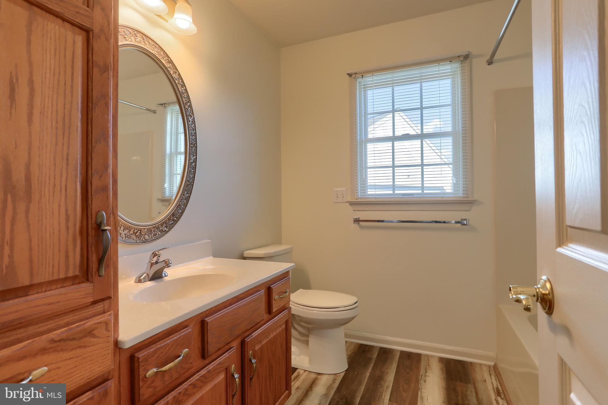 THE OAKS - Residential