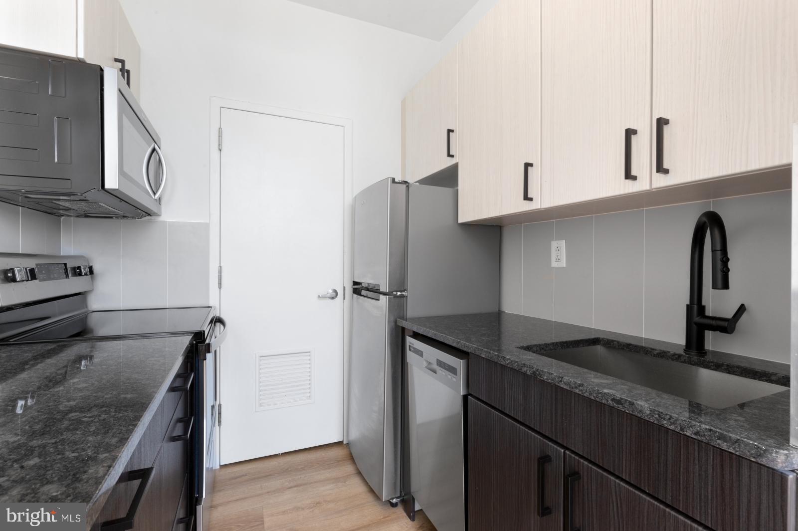 NORTHERN LIBERTIES - Residential Lease