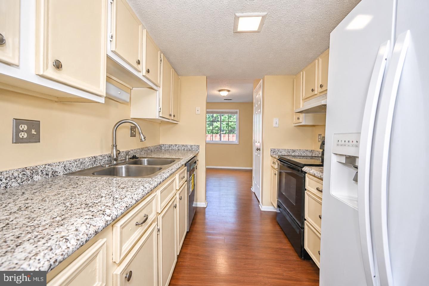13508 GETTY LANE