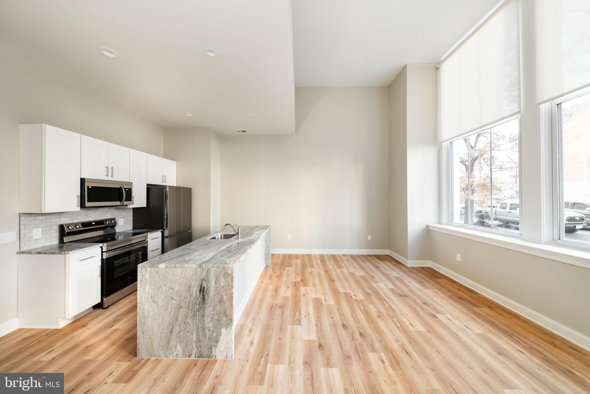 2121 MARKET STREET 41 103