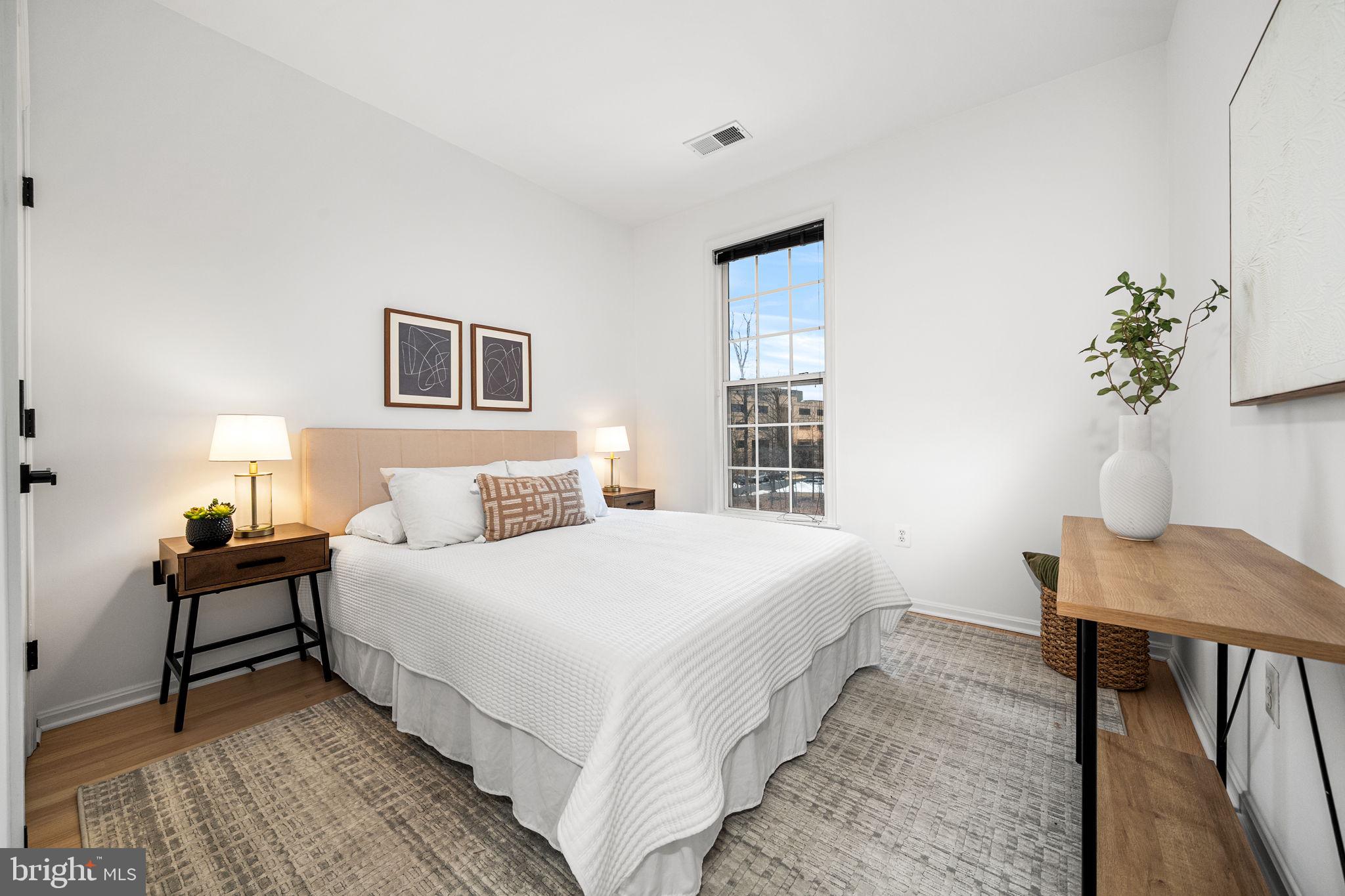 MADISON PARK AT WEST MARKET - Residential