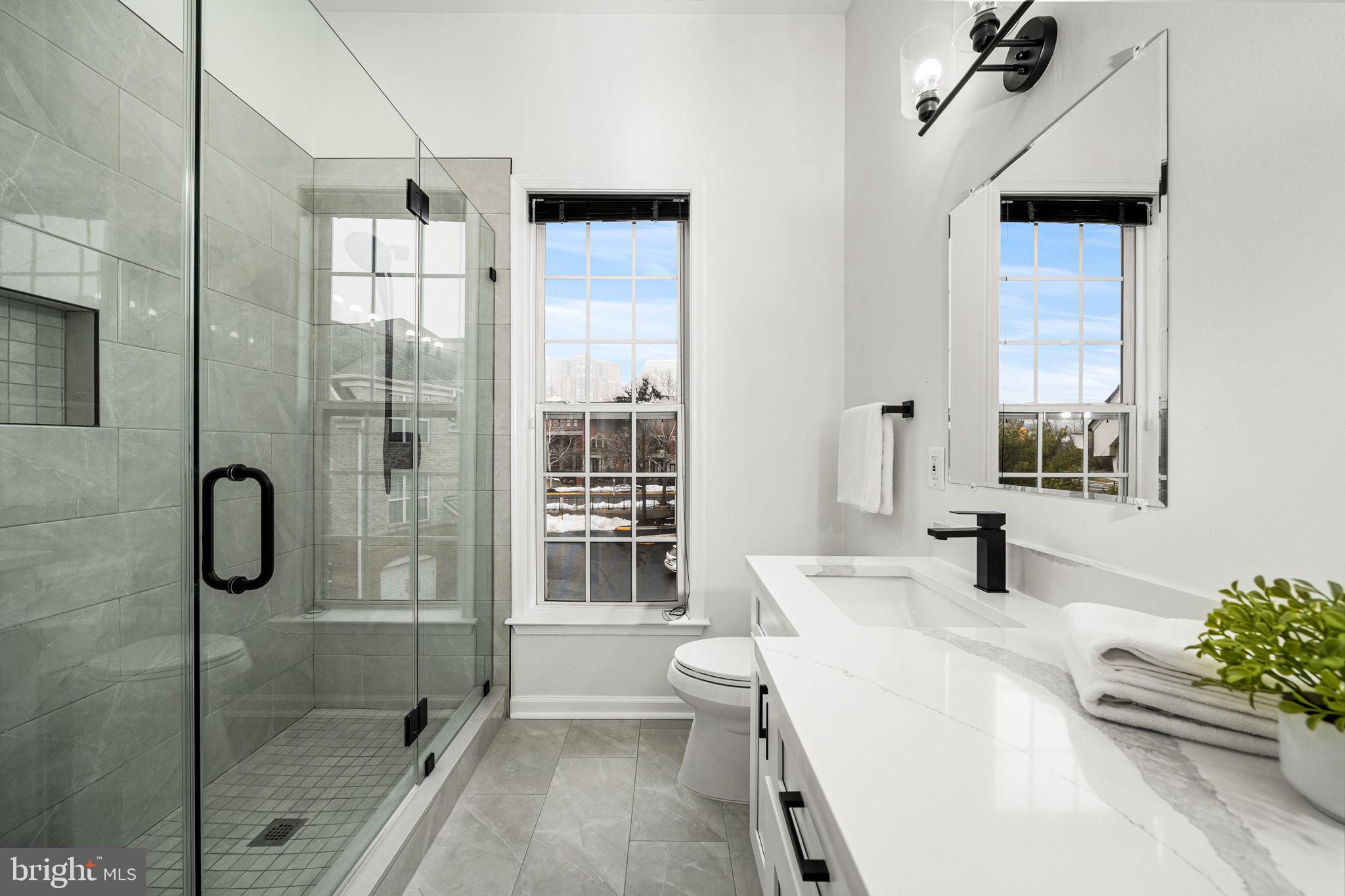 MADISON PARK AT WEST MARKET - Residential