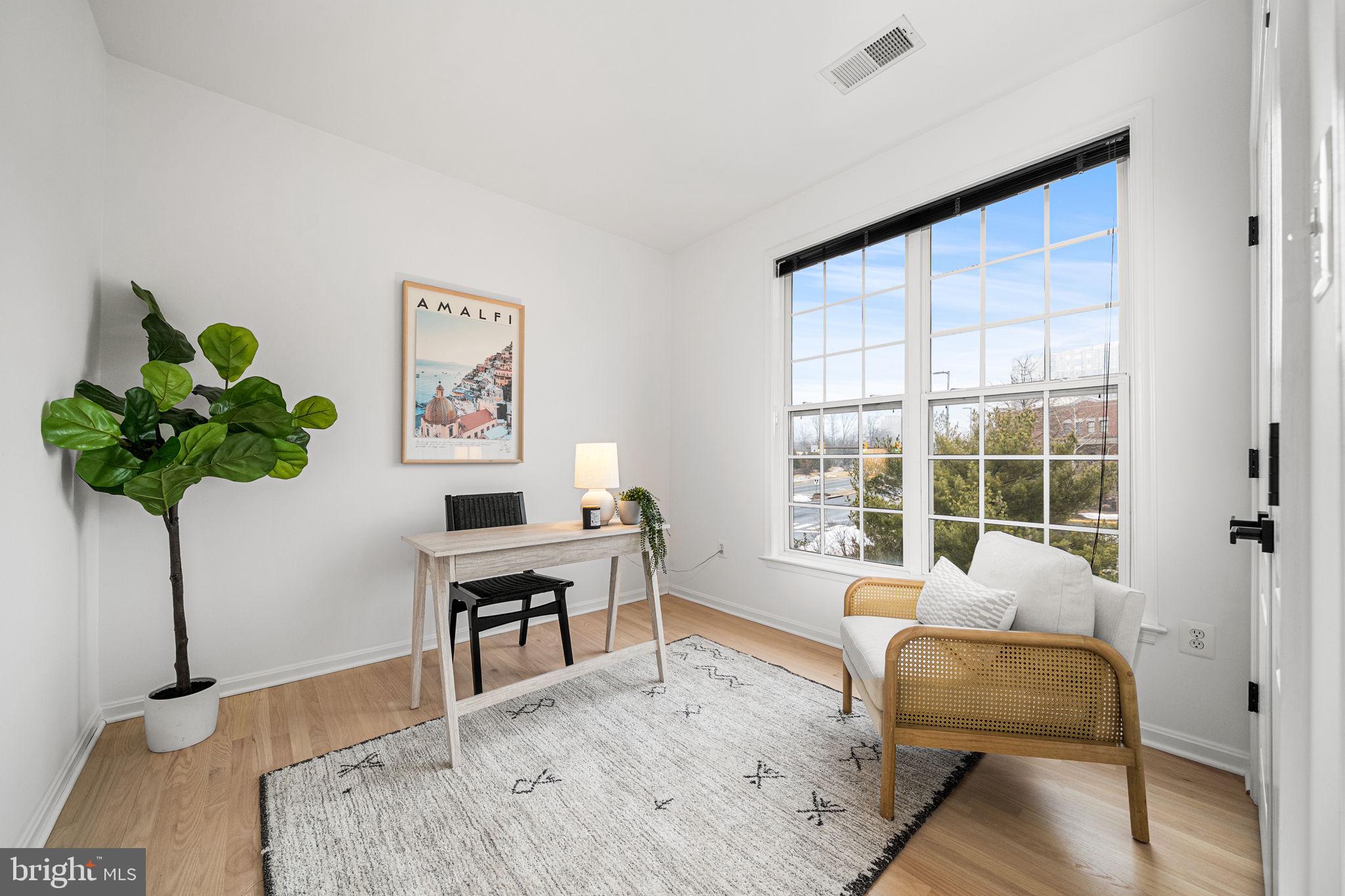 MADISON PARK AT WEST MARKET - Residential