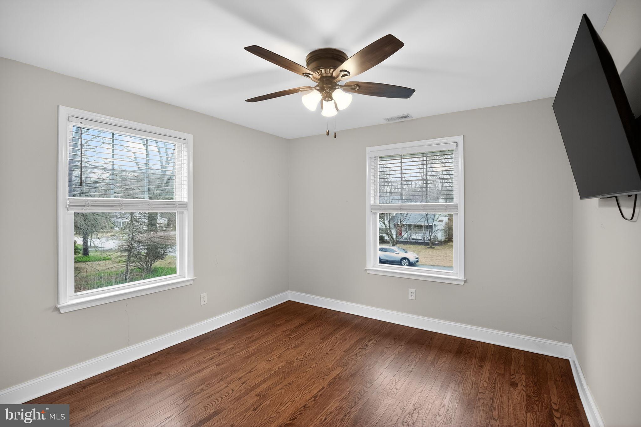 WILLISTOWN ACRES - Residential