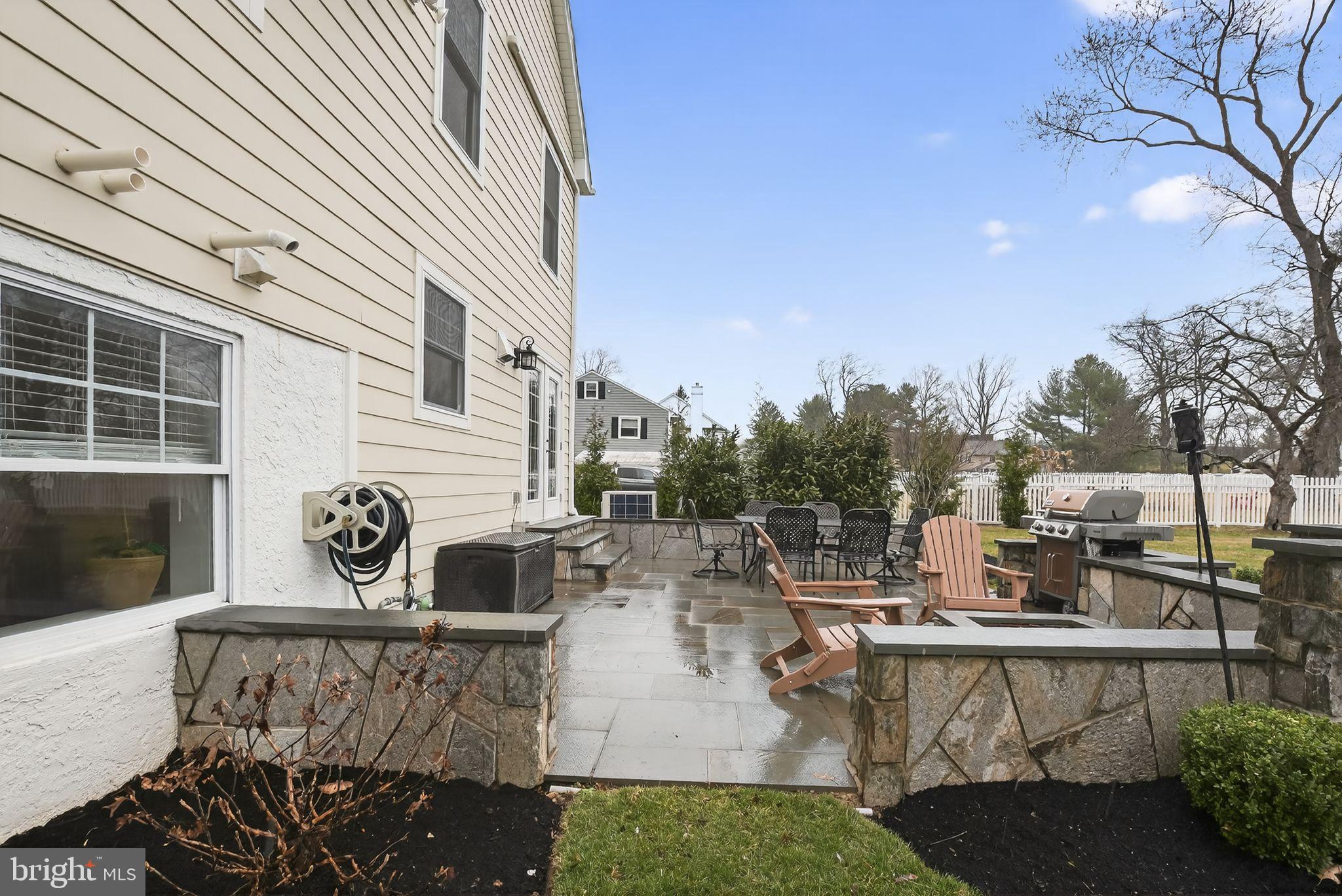 WILLISTOWN ACRES - Residential