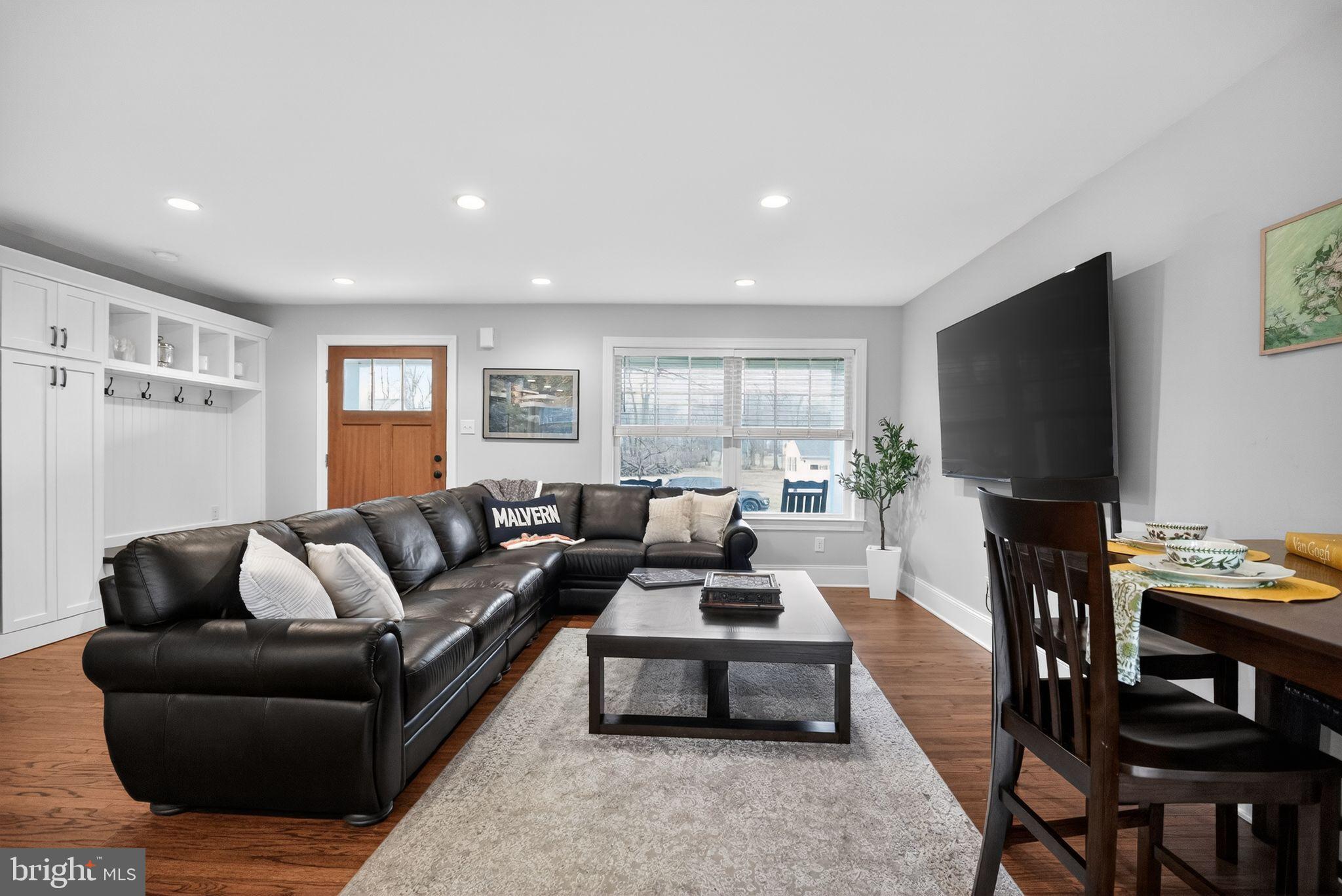 WILLISTOWN ACRES - Residential