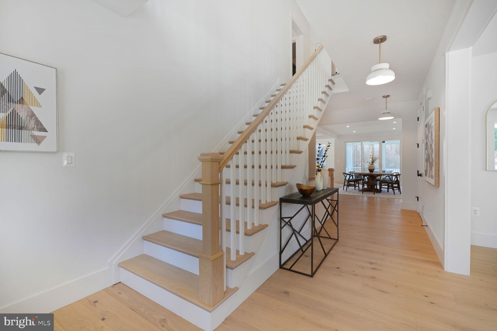 1308 SEATON LANE