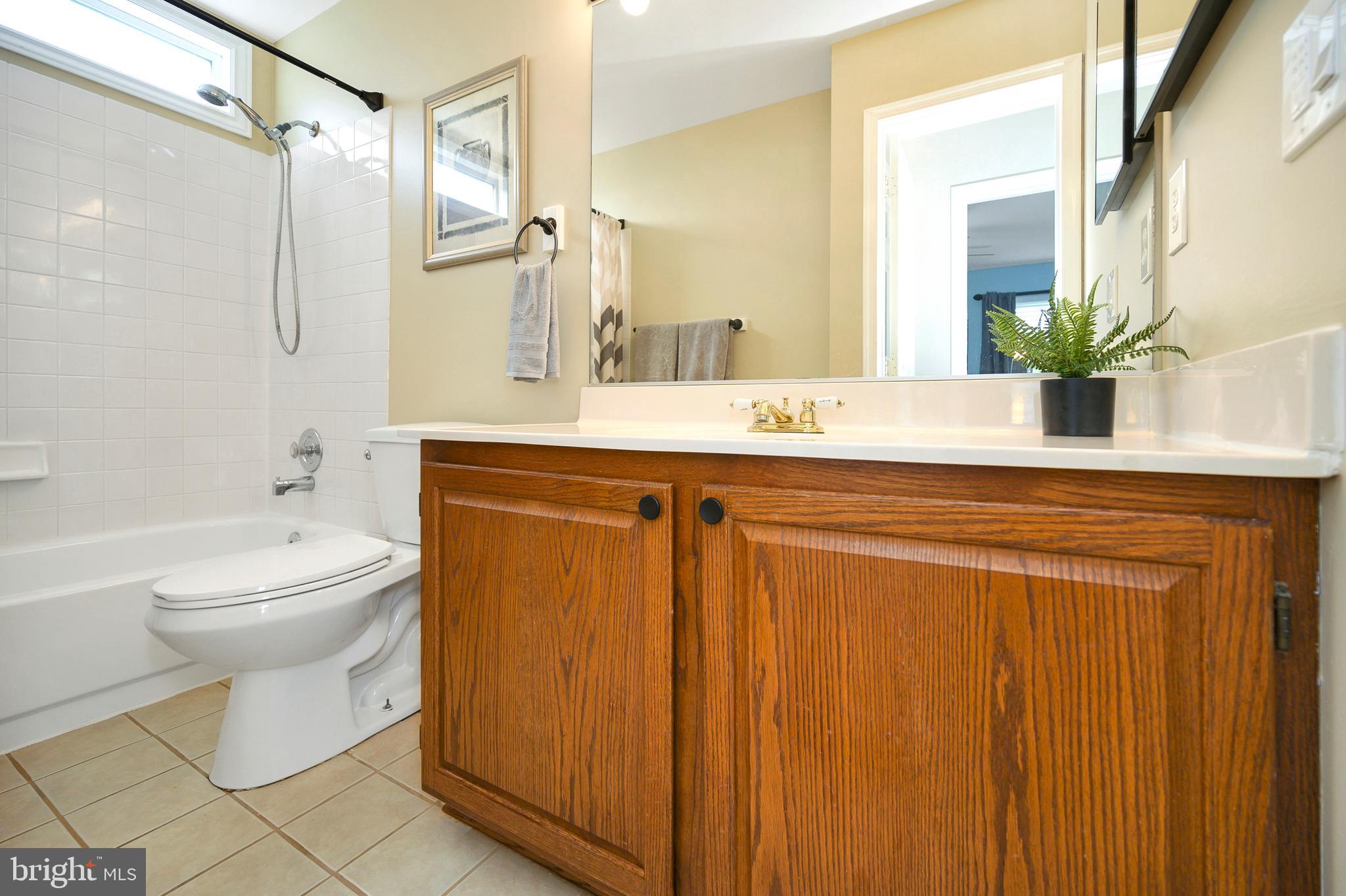 HUNTER TRAIL AT STAFFORD - Residential