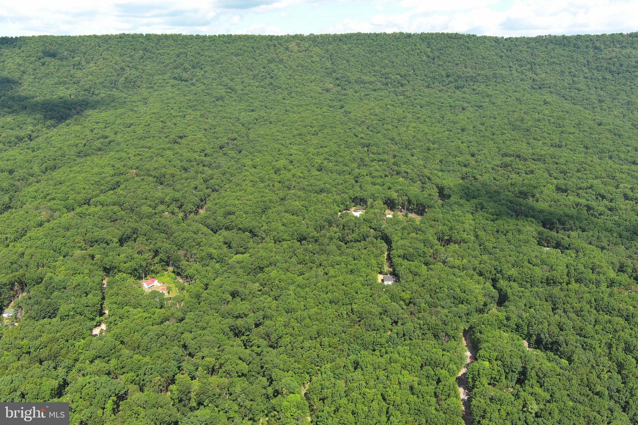 MOUNTAIN VIEW ESTATES - Land