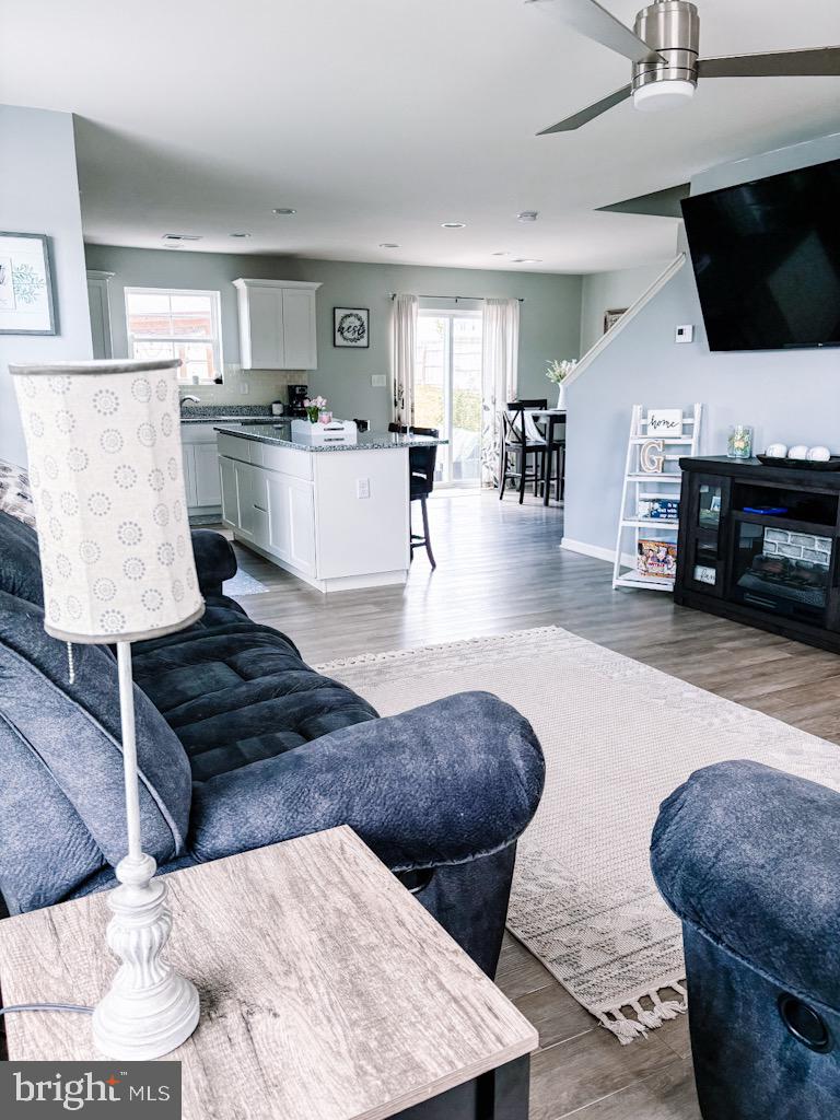 MORNING DOVE ESTATES - Residential