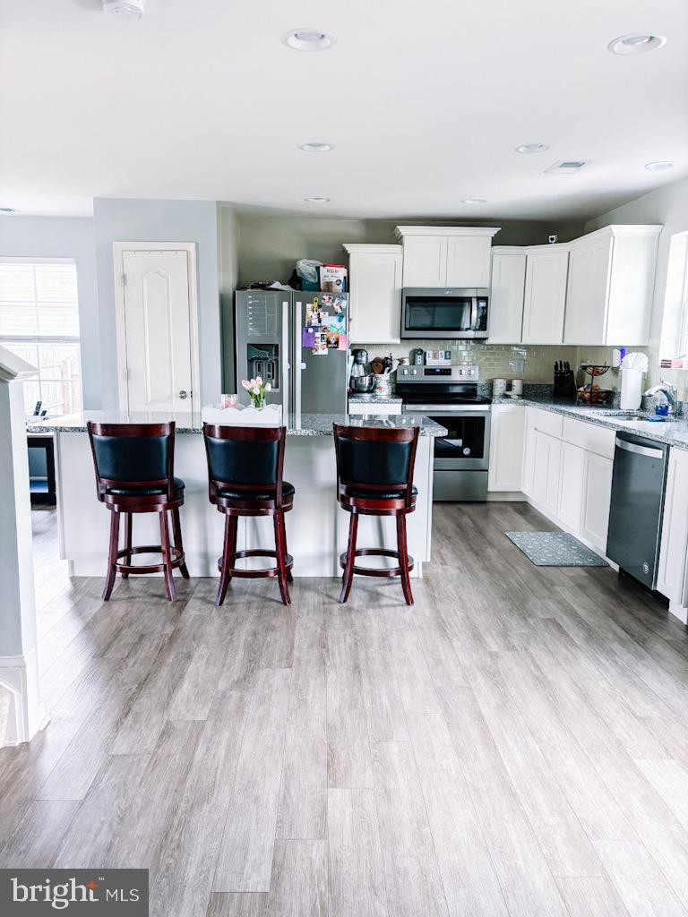 MORNING DOVE ESTATES - Residential