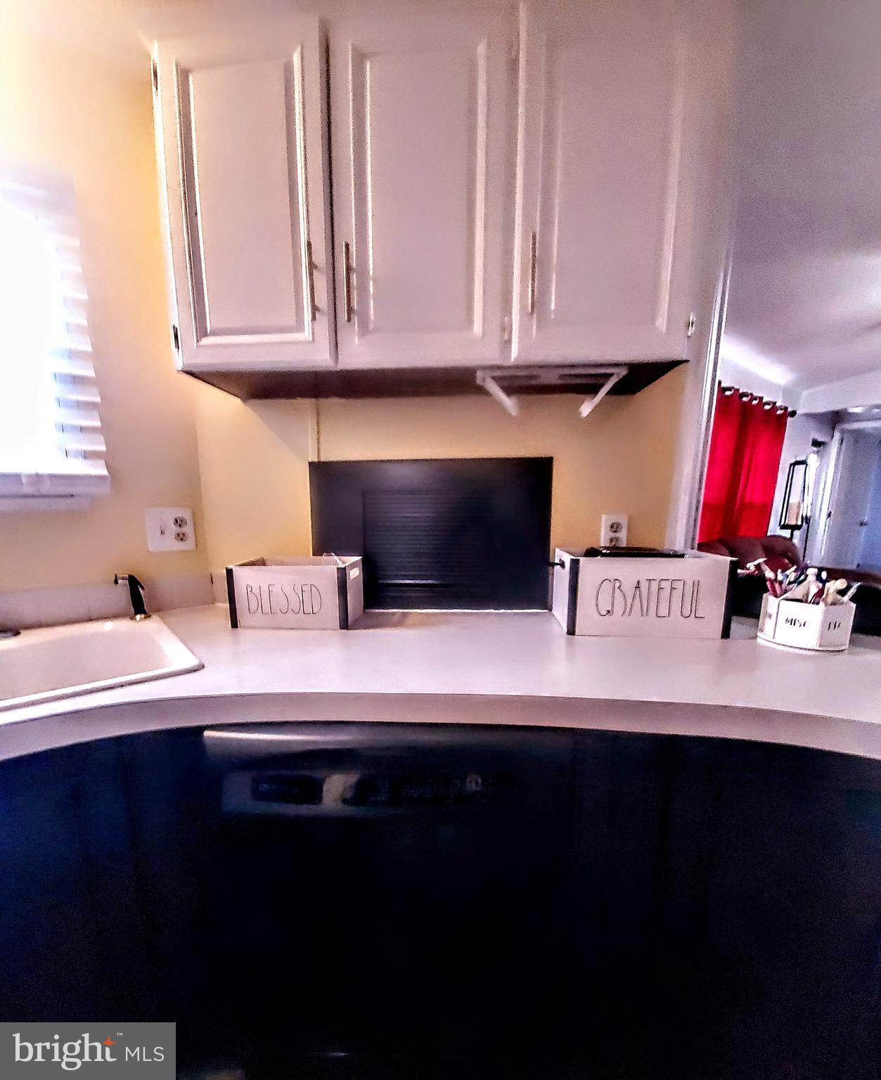 228 POCLAIN DRIVE