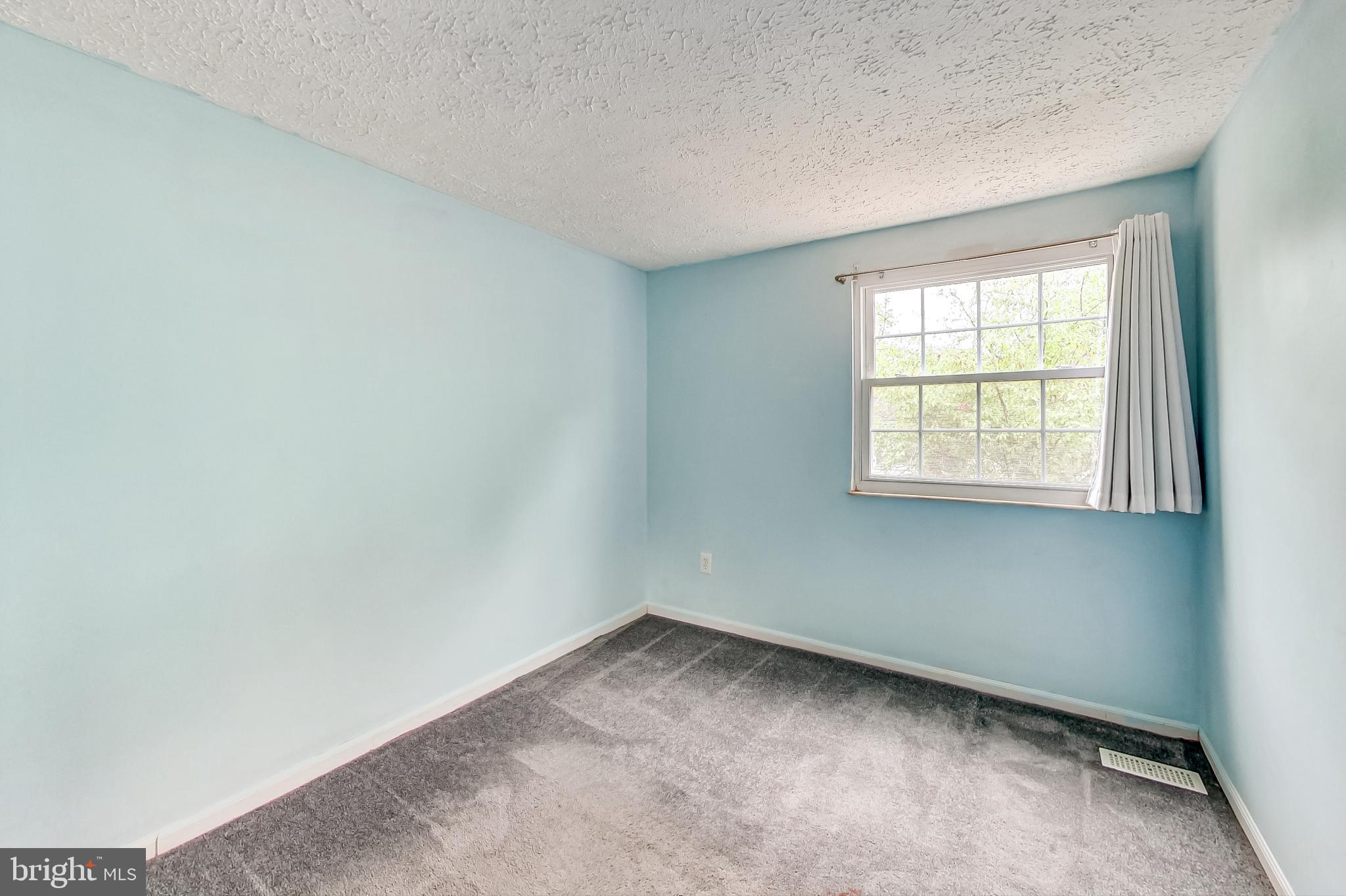 PARK OVERLOOK - Residential Lease