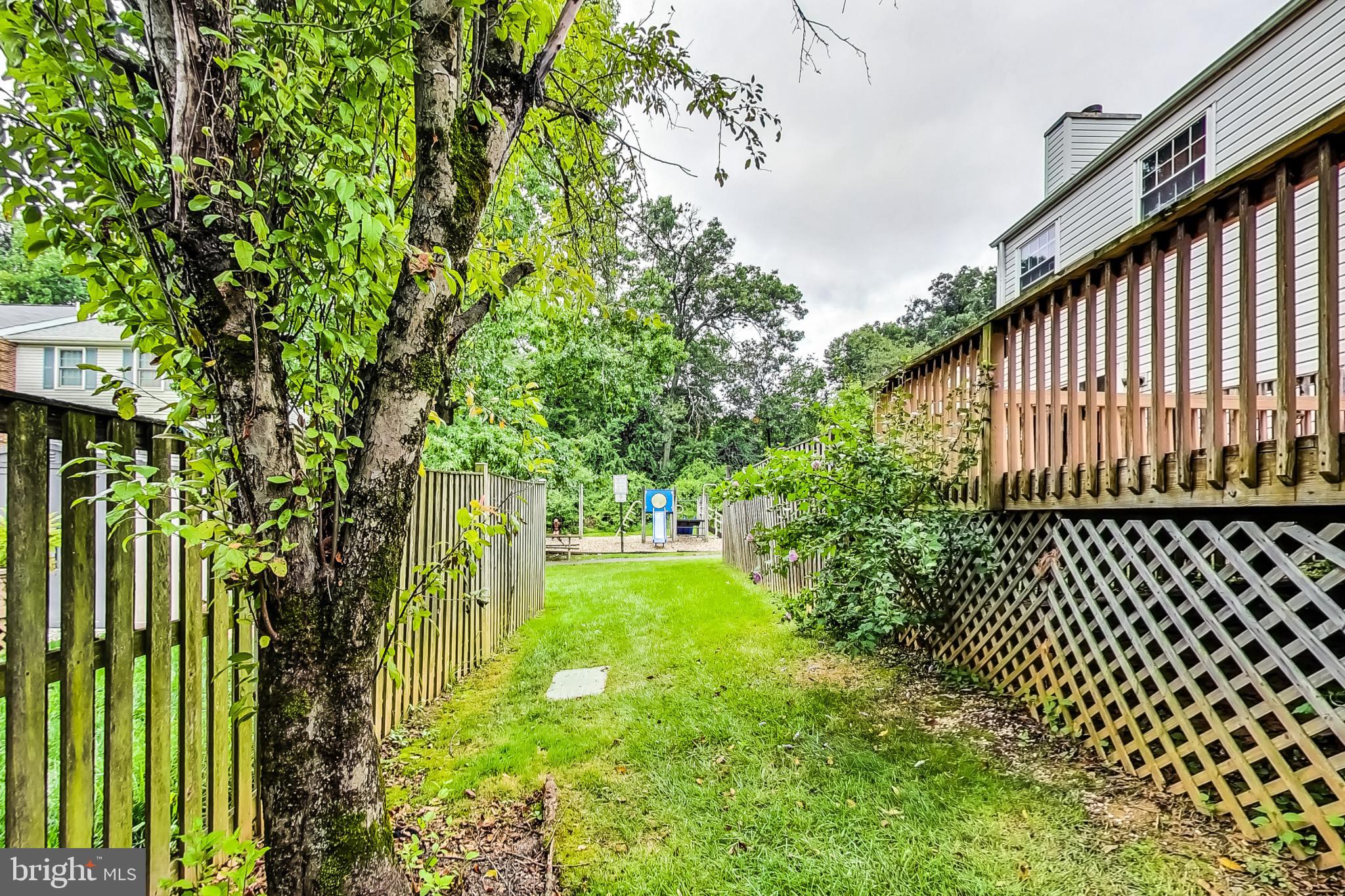 PARK OVERLOOK - Residential Lease