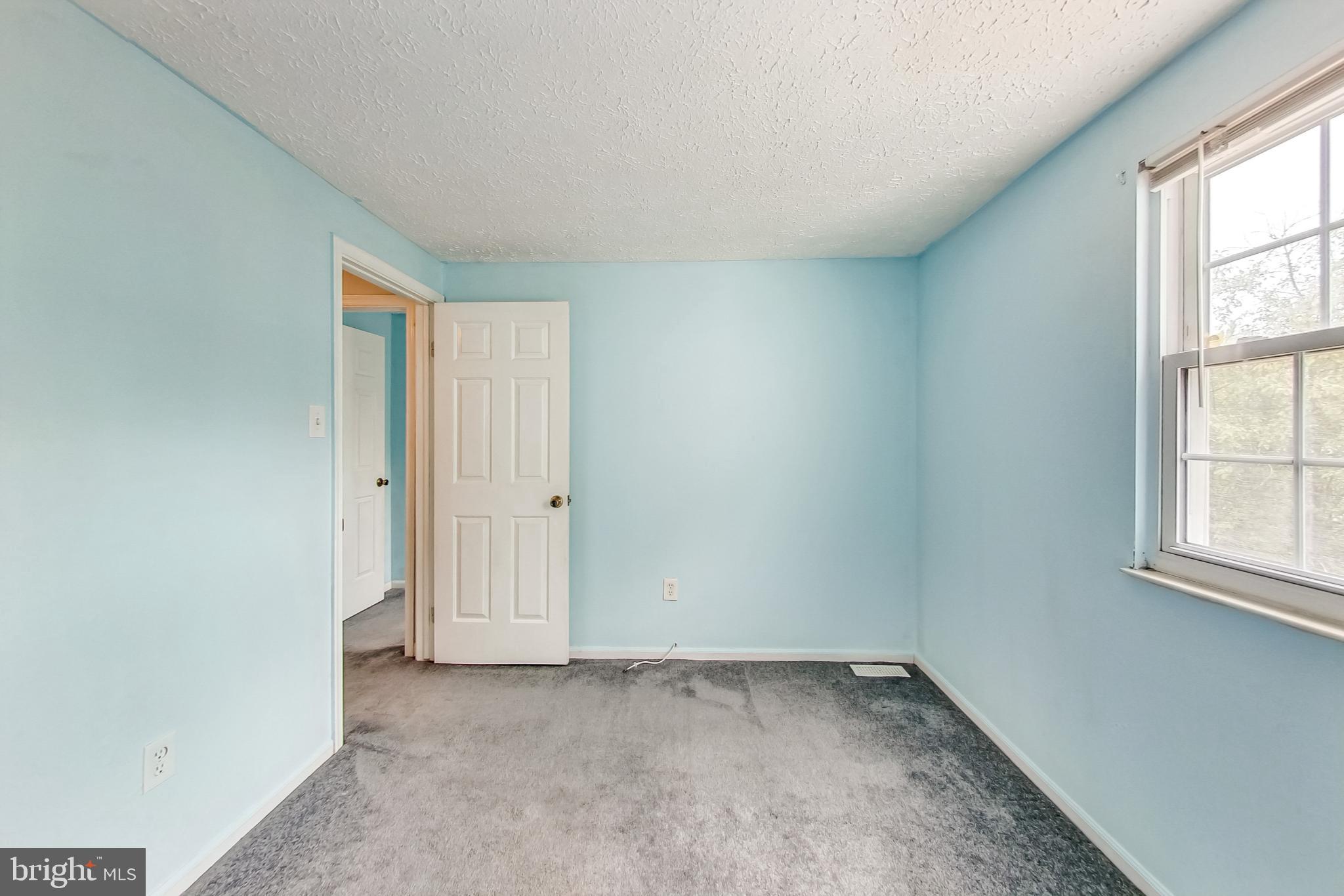 PARK OVERLOOK - Residential Lease