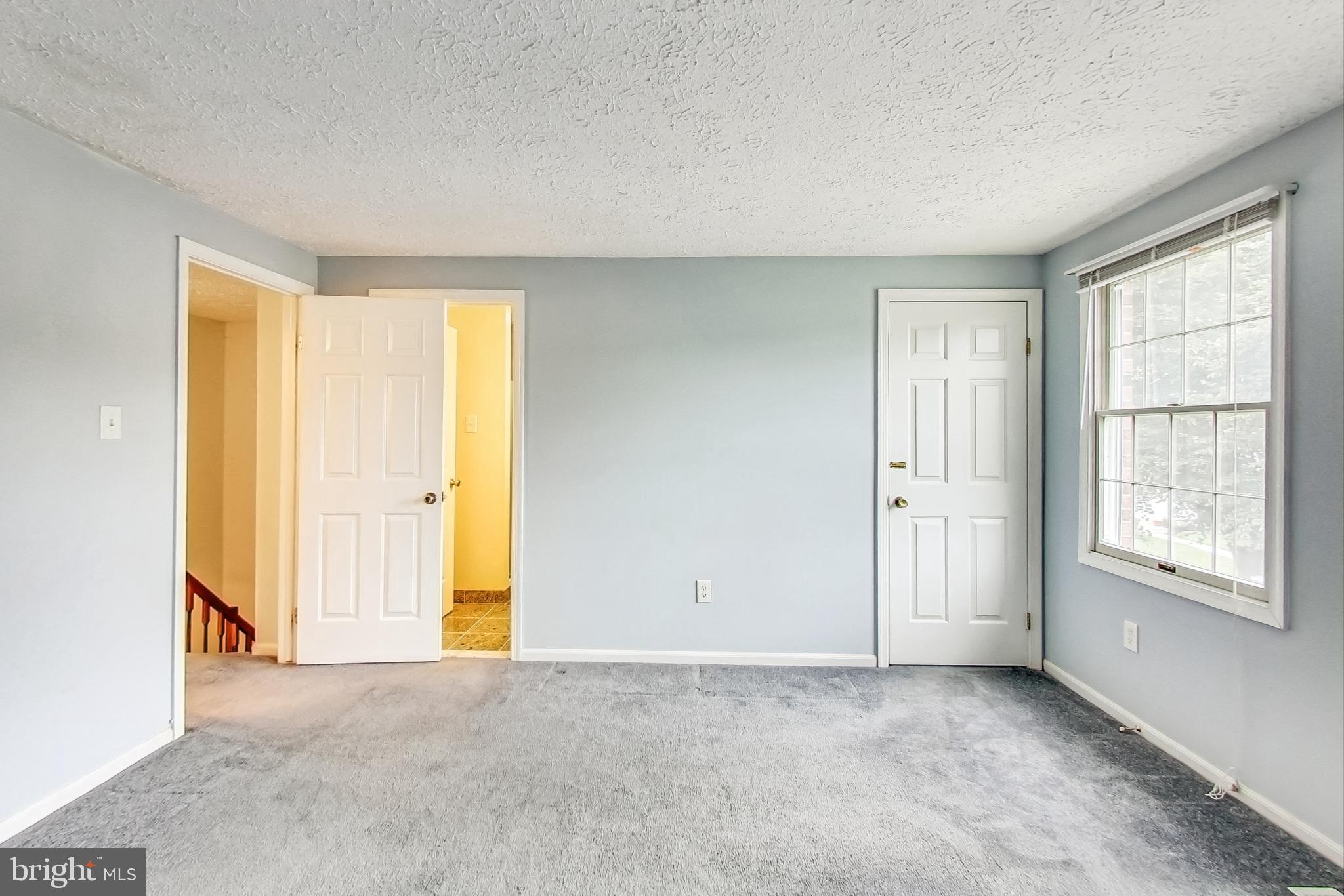 PARK OVERLOOK - Residential Lease