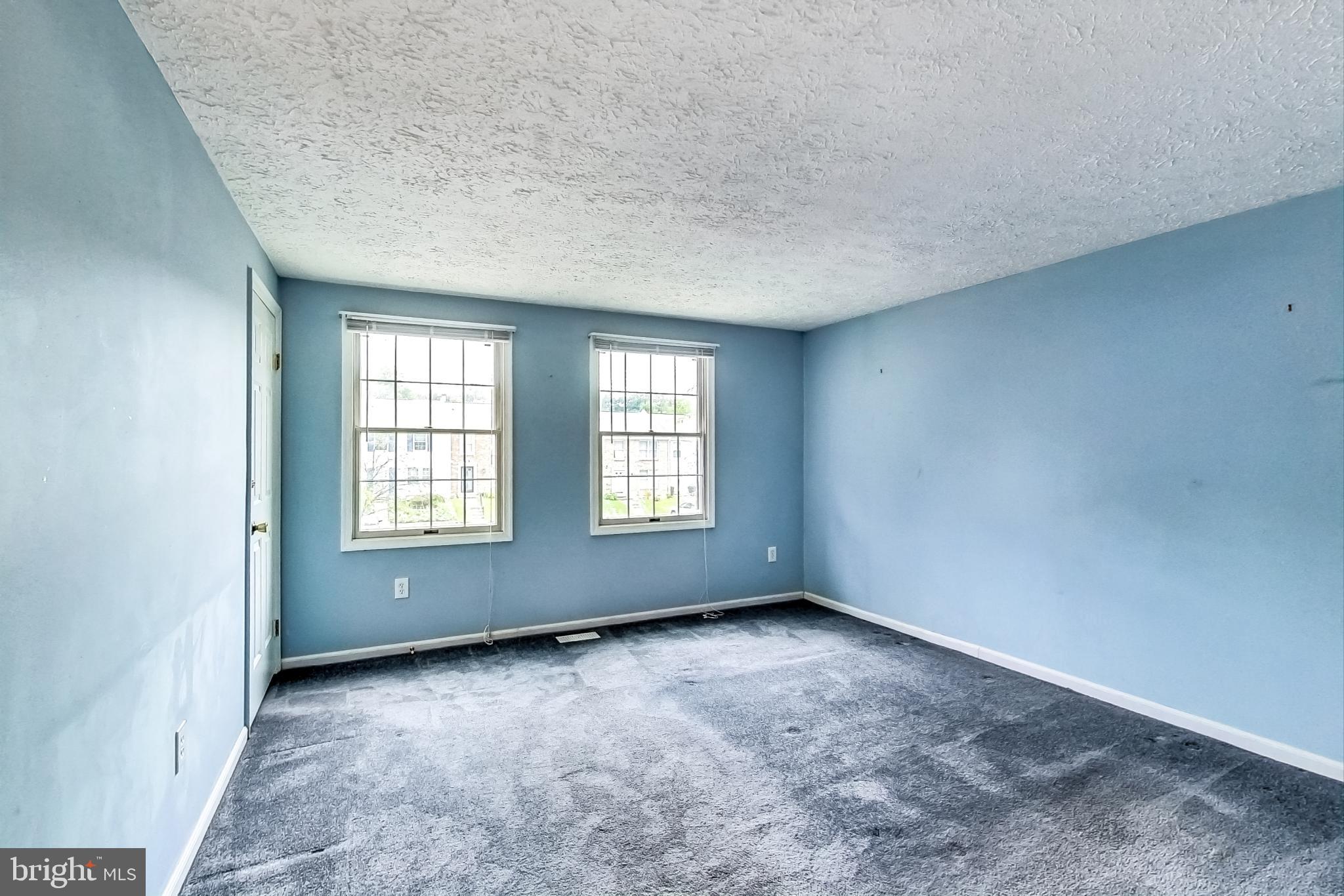 PARK OVERLOOK - Residential Lease