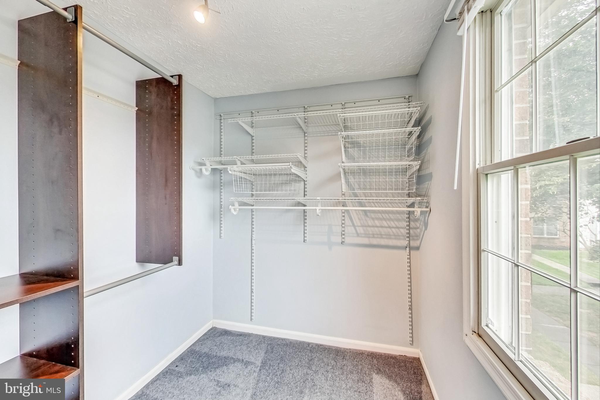 PARK OVERLOOK - Residential Lease