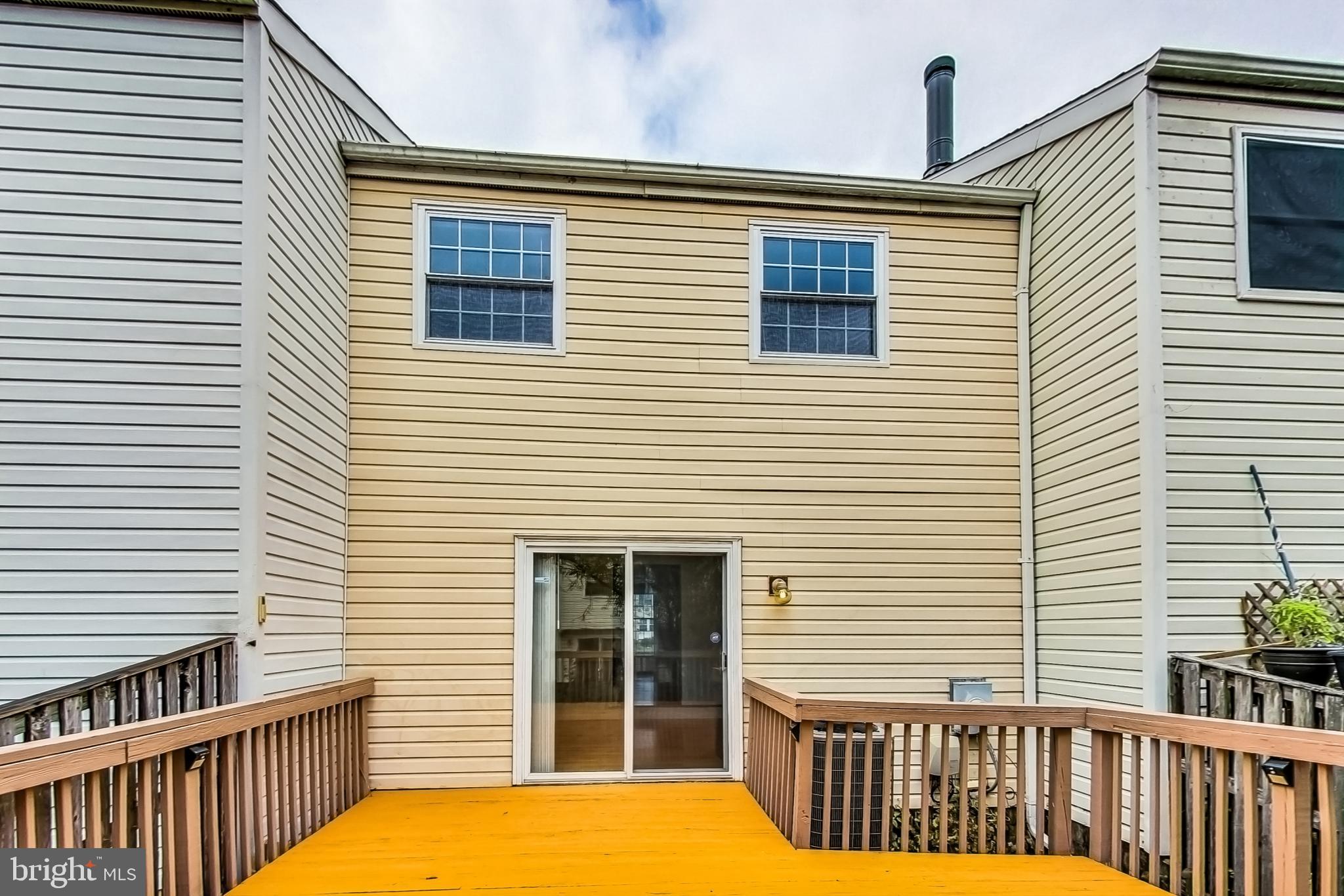 PARK OVERLOOK - Residential Lease