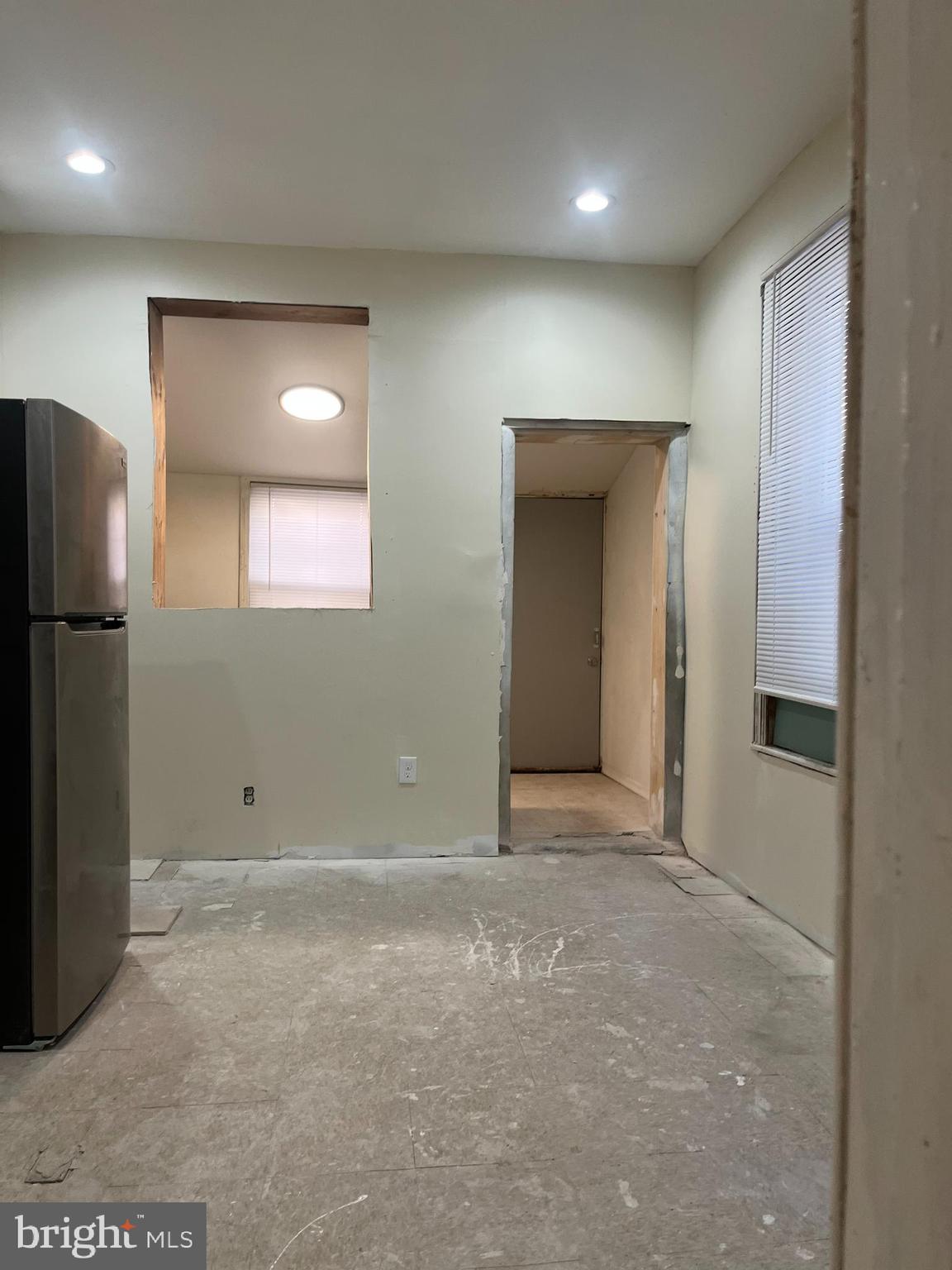 KENSINGTON - Residential