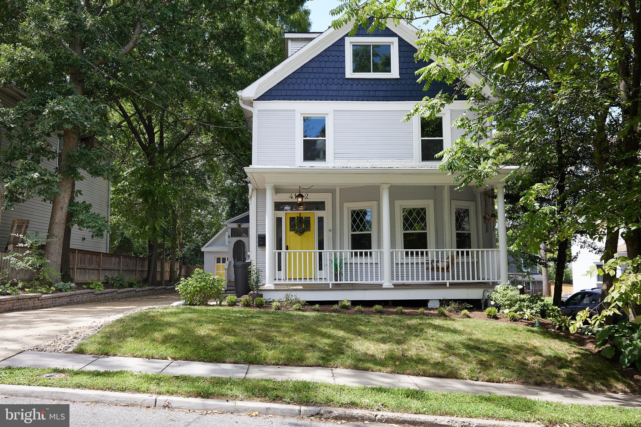 MOUNT RAINIER - Residential