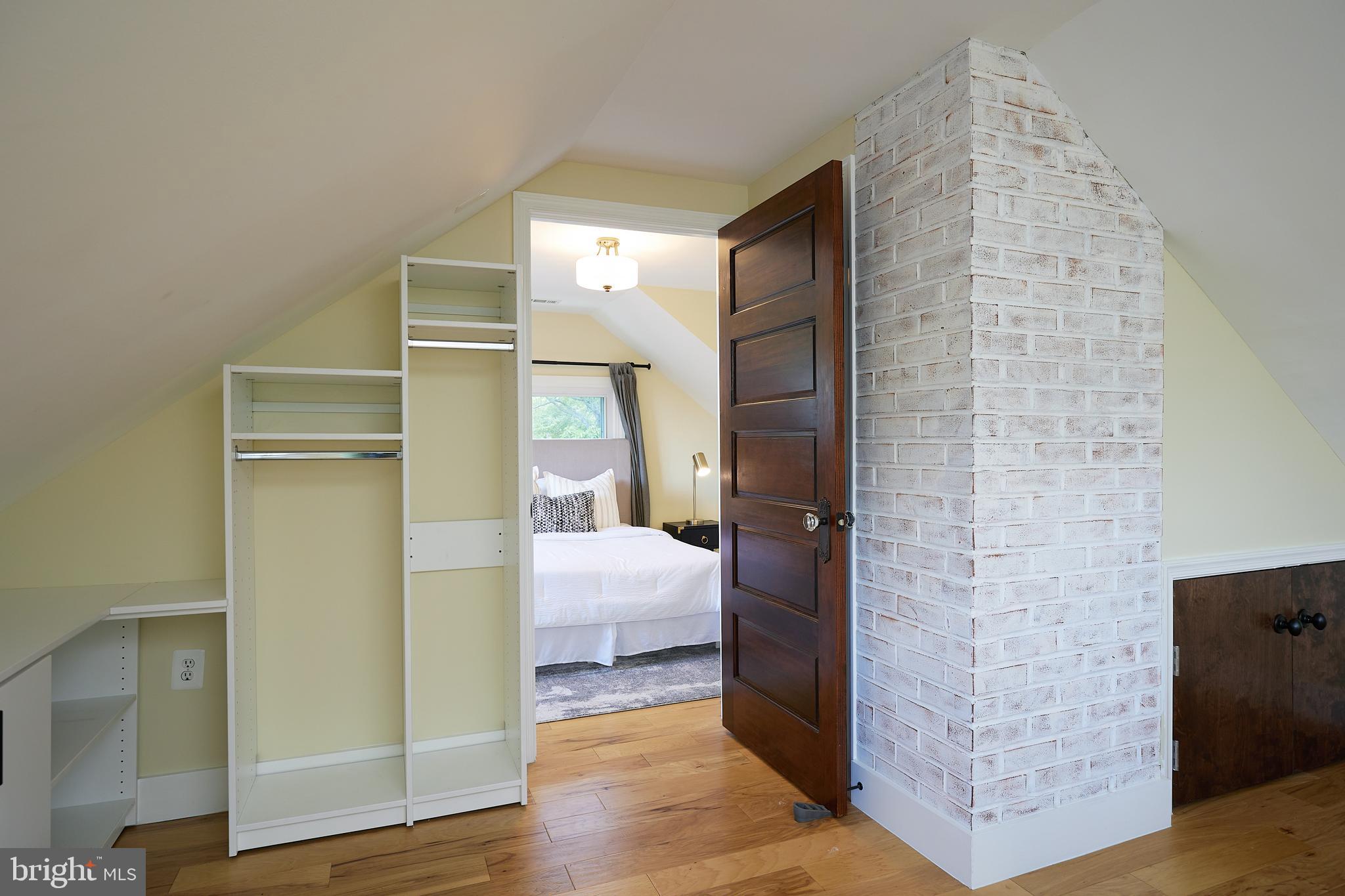 MOUNT RAINIER - Residential