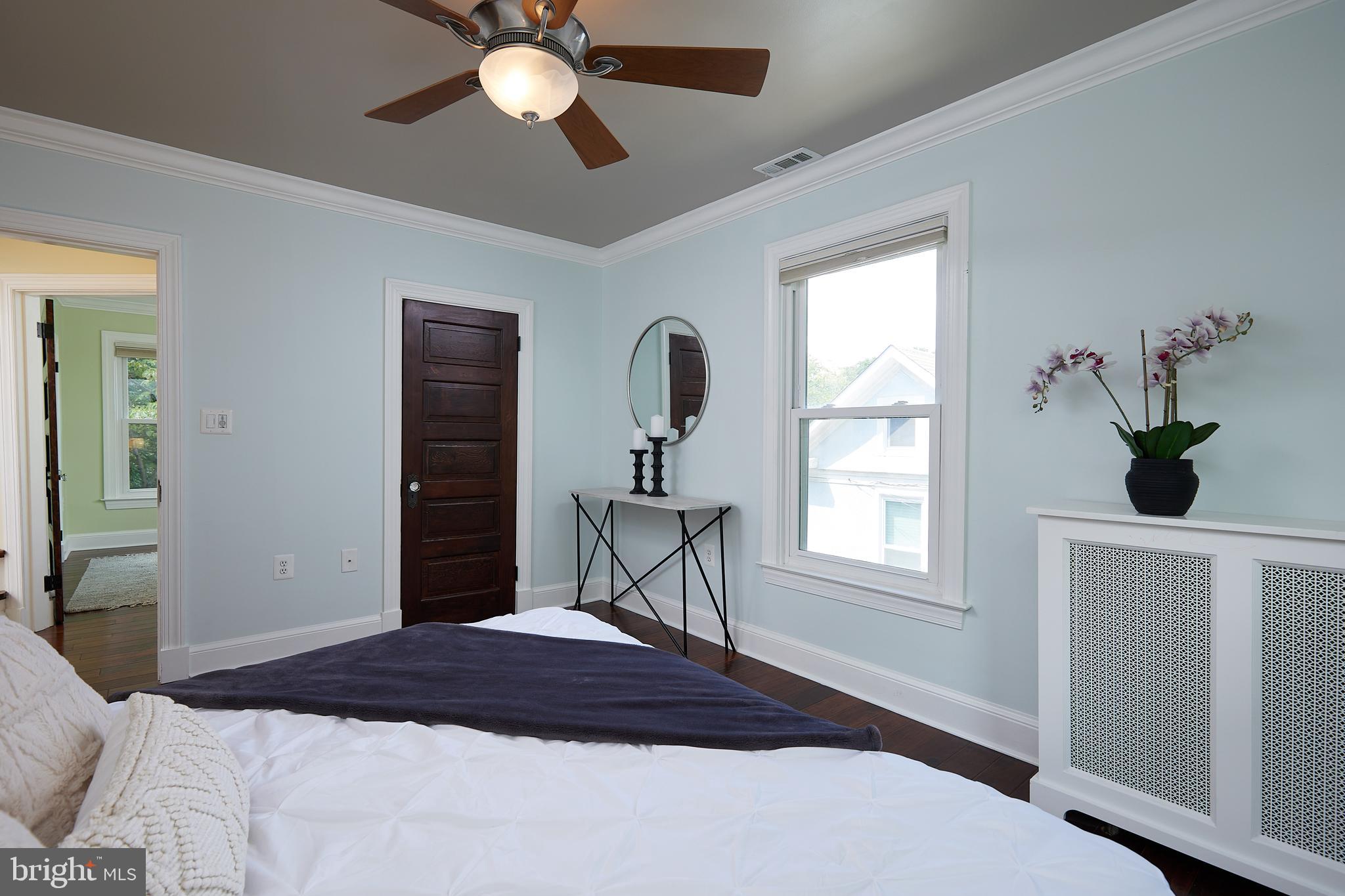 MOUNT RAINIER - Residential