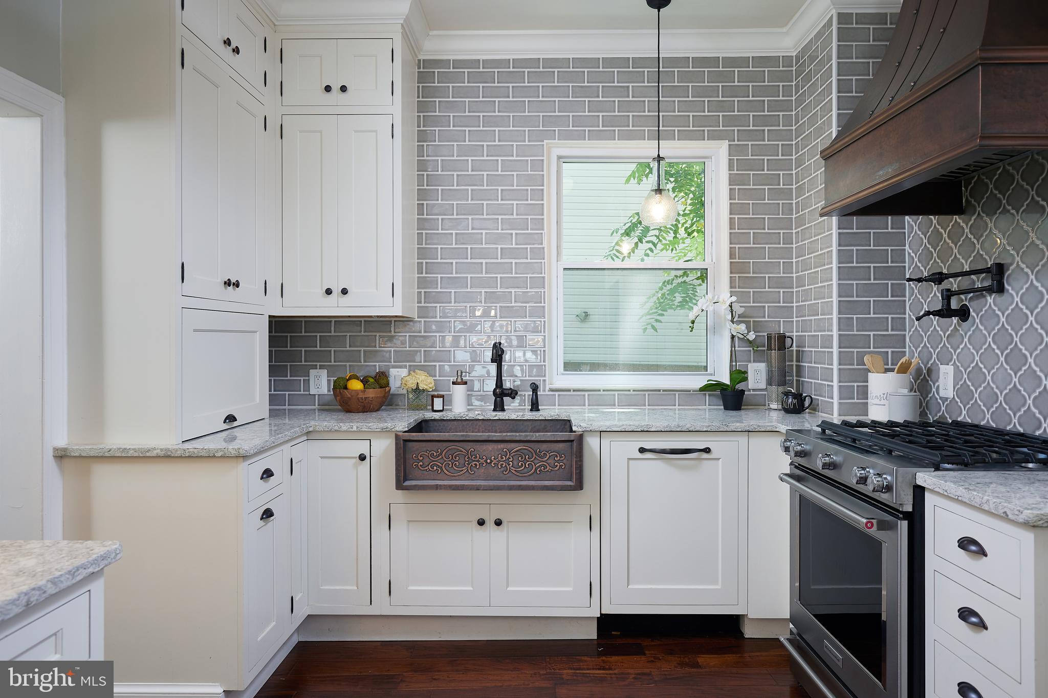 MOUNT RAINIER - Residential