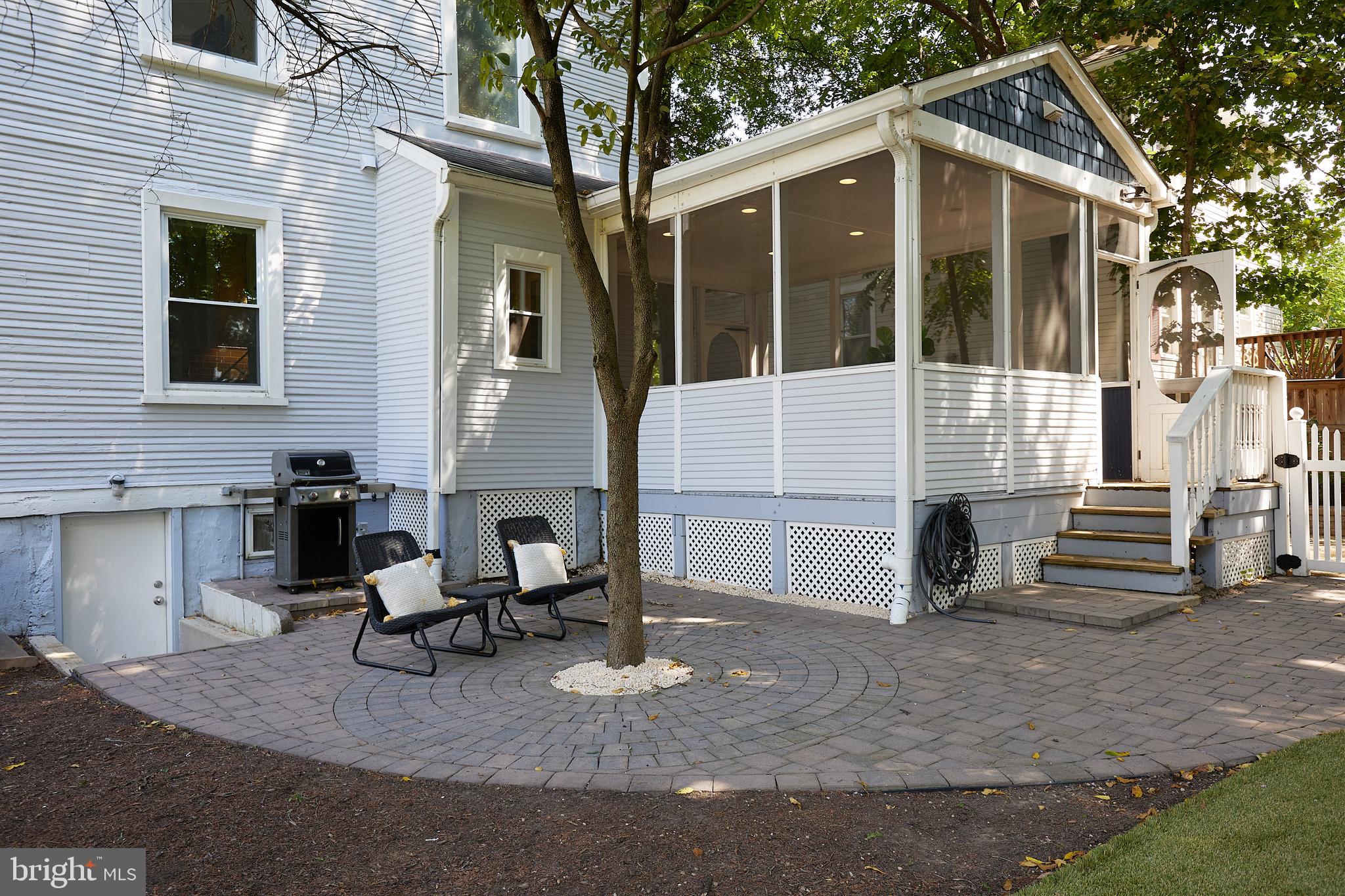 MOUNT RAINIER - Residential