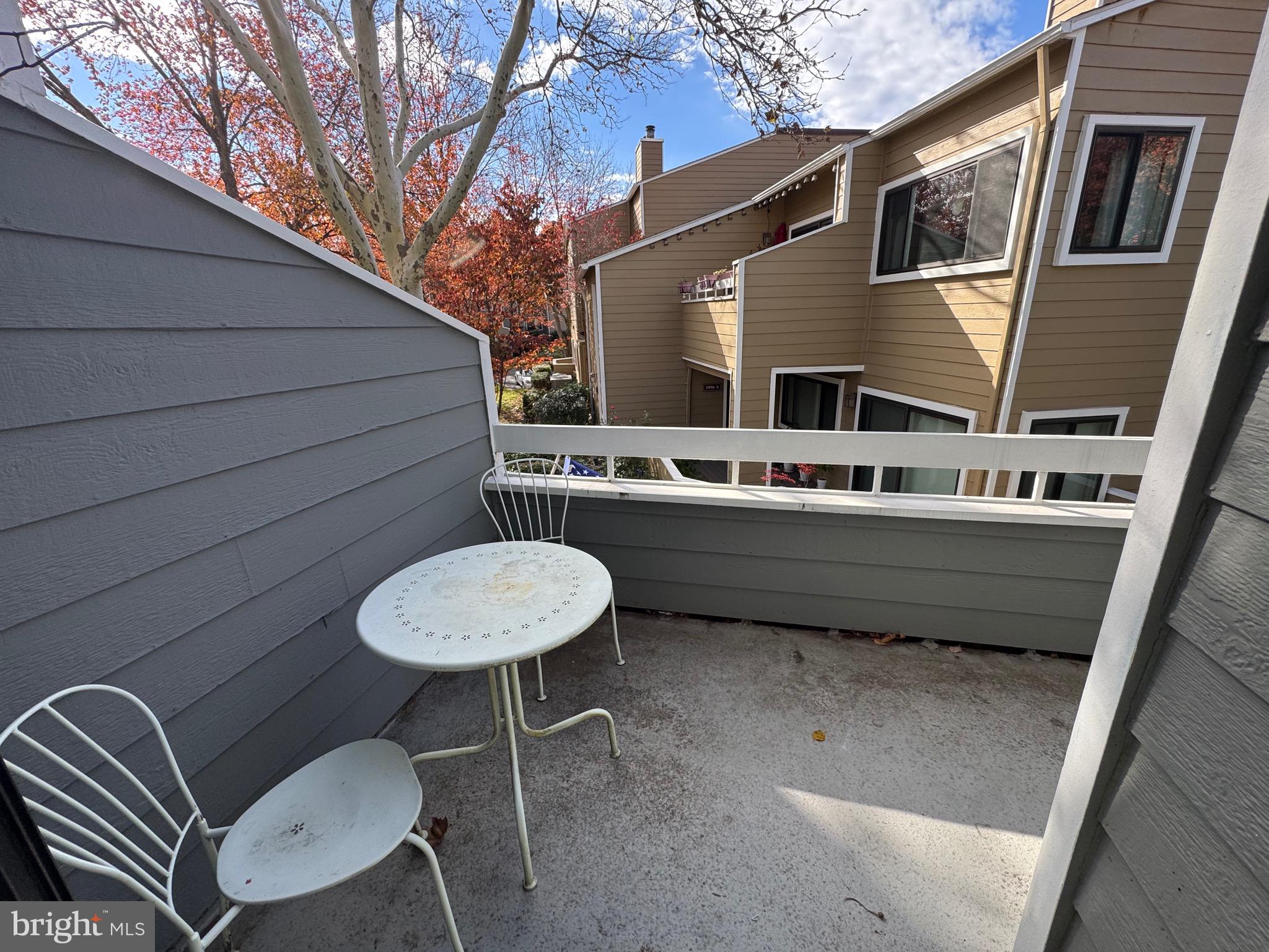 VILLARIDGE - Residential Lease