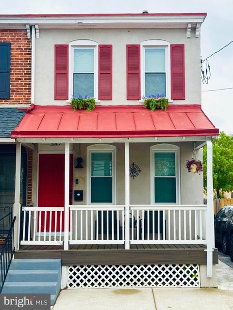 Townhouse For Sale - 387 E Nields Street<br/> WEST CHESTER, PA 19382