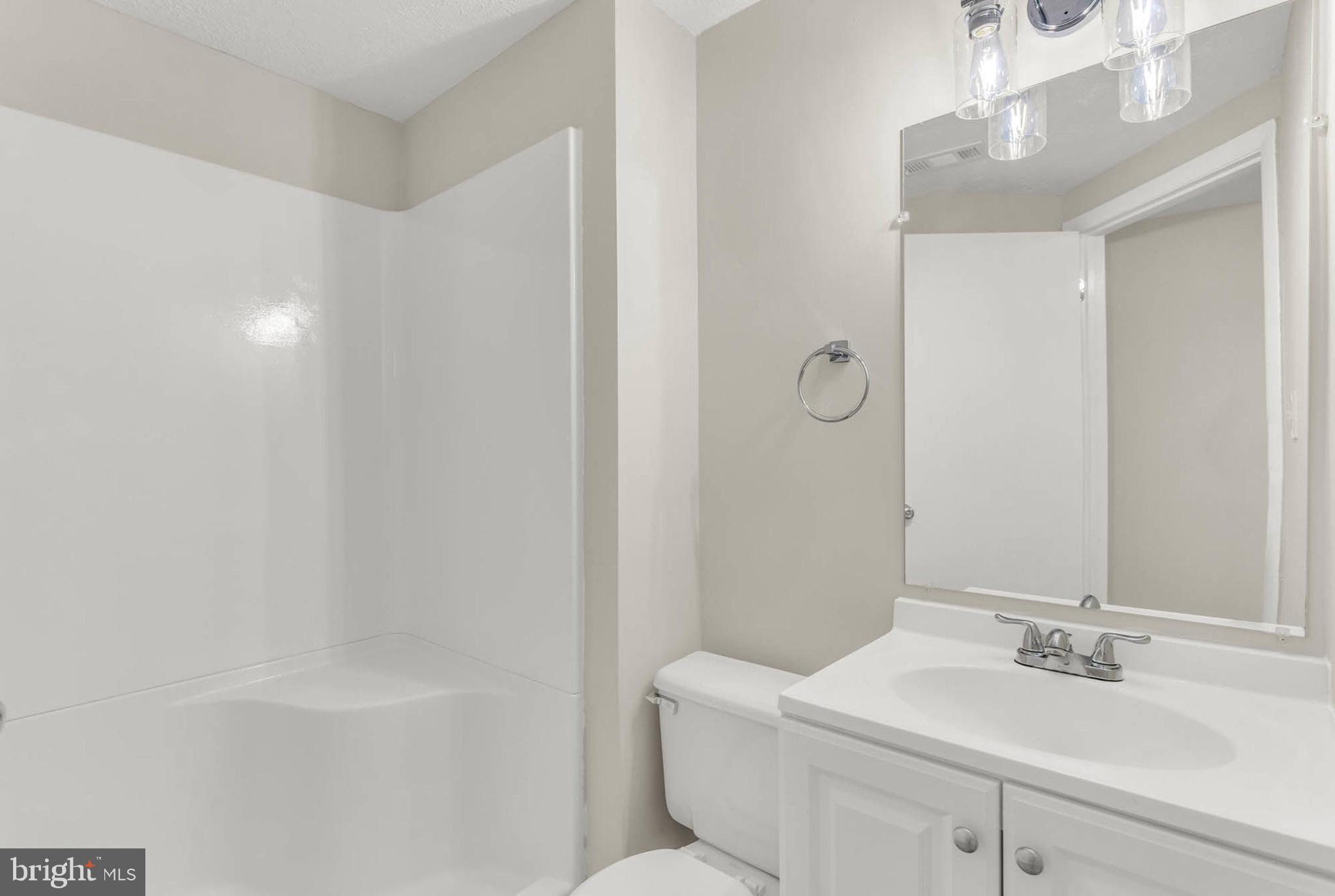 WOODBRIDGE CENTER - Residential