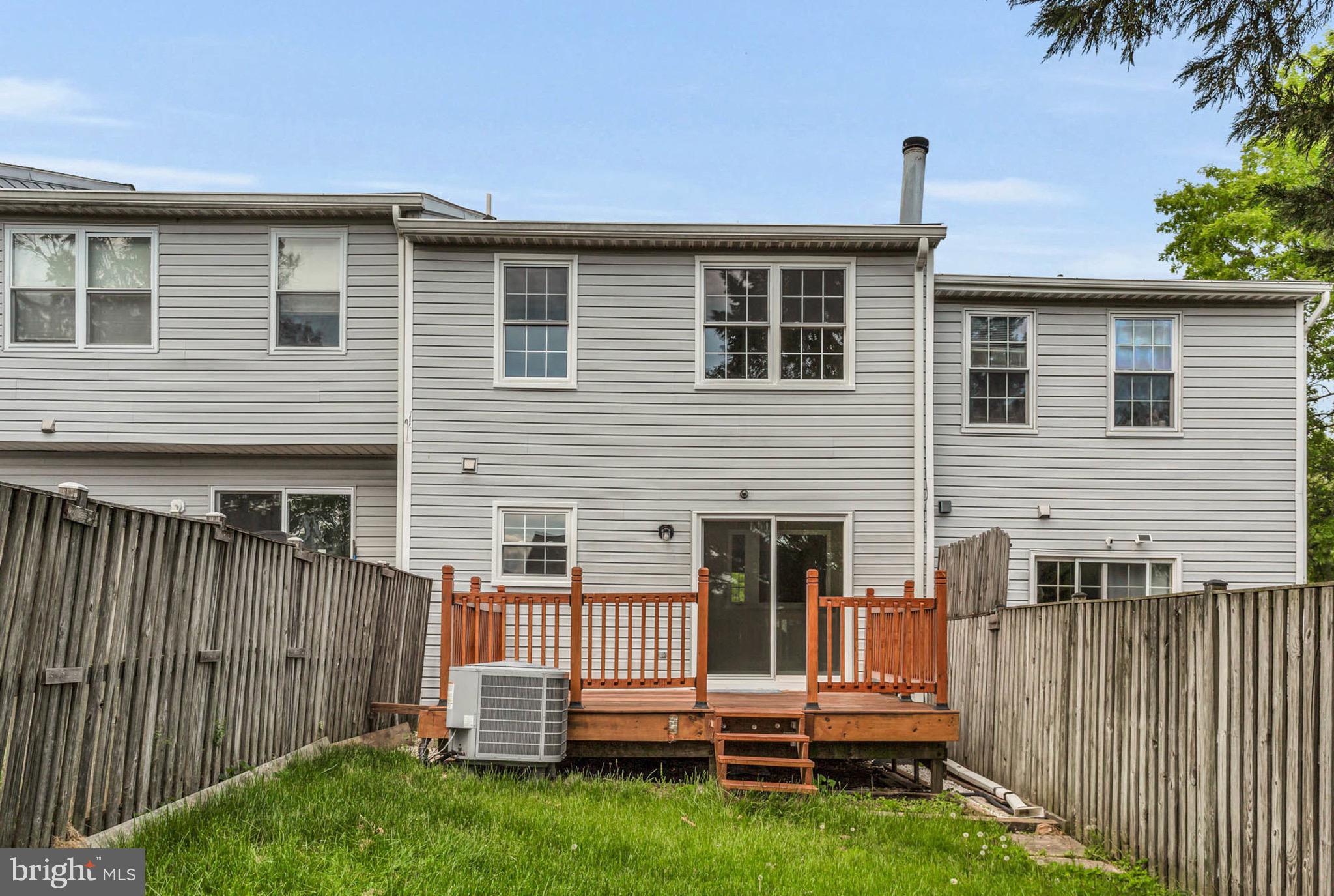 WOODBRIDGE CENTER - Residential