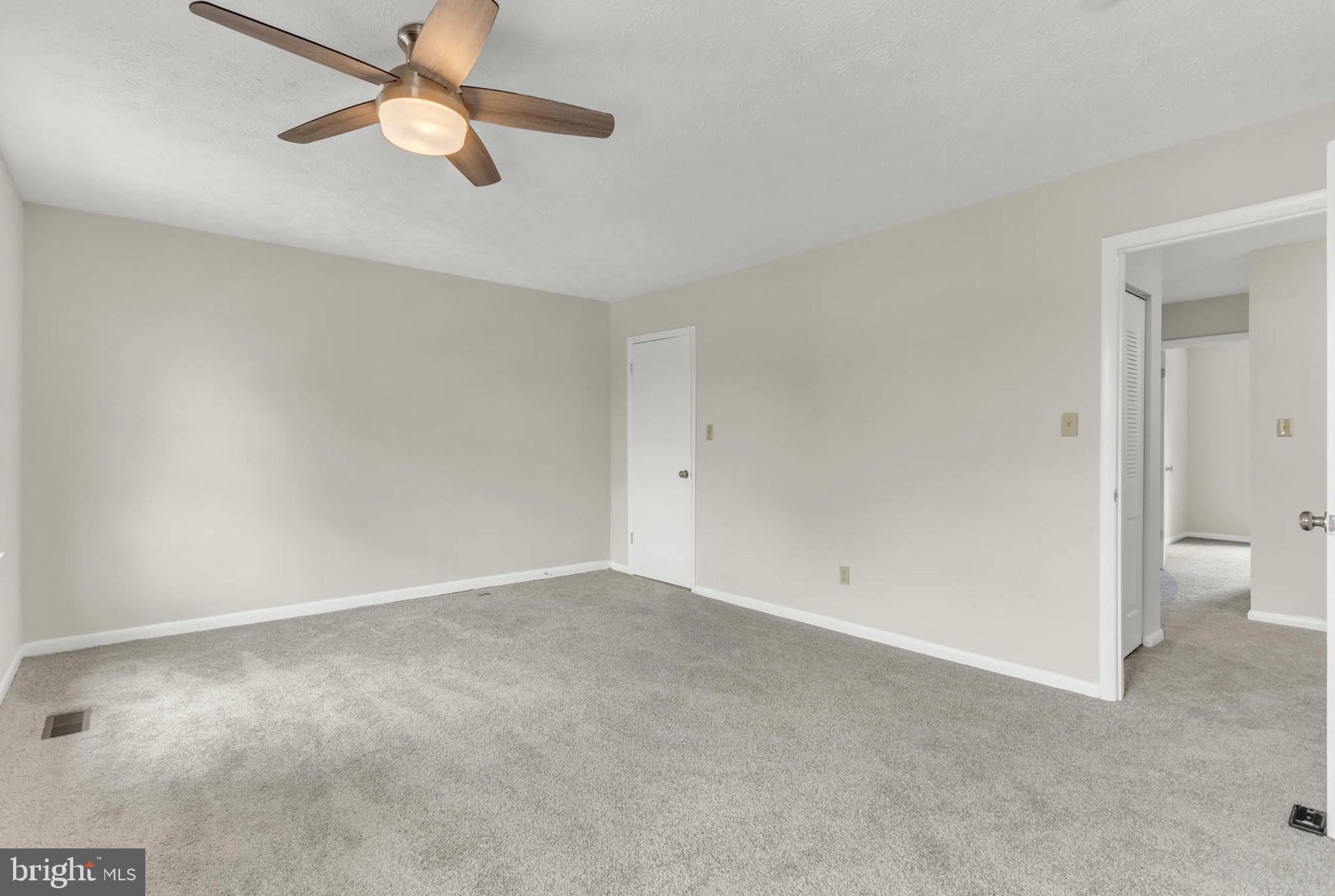 WOODBRIDGE CENTER - Residential