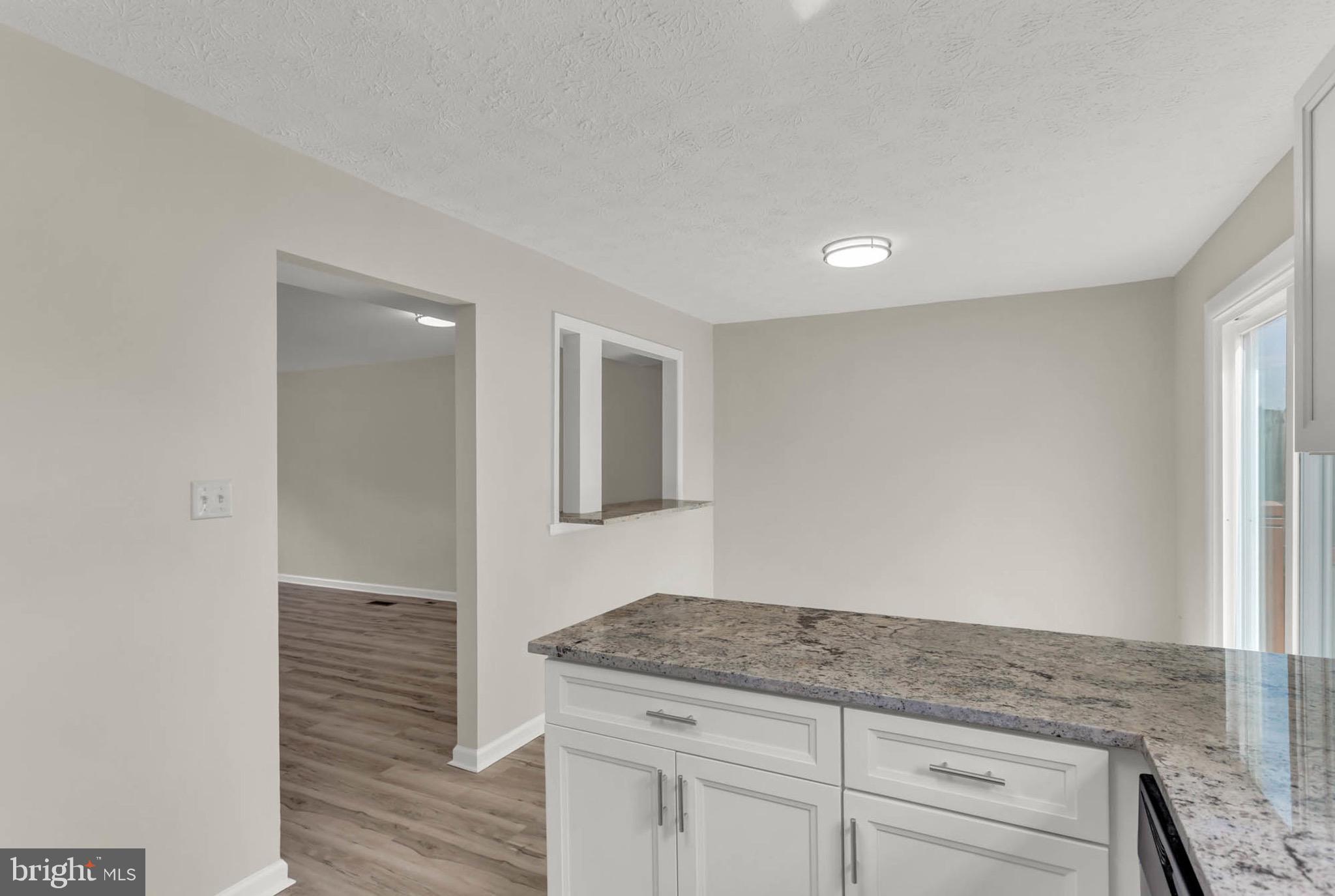 WOODBRIDGE CENTER - Residential