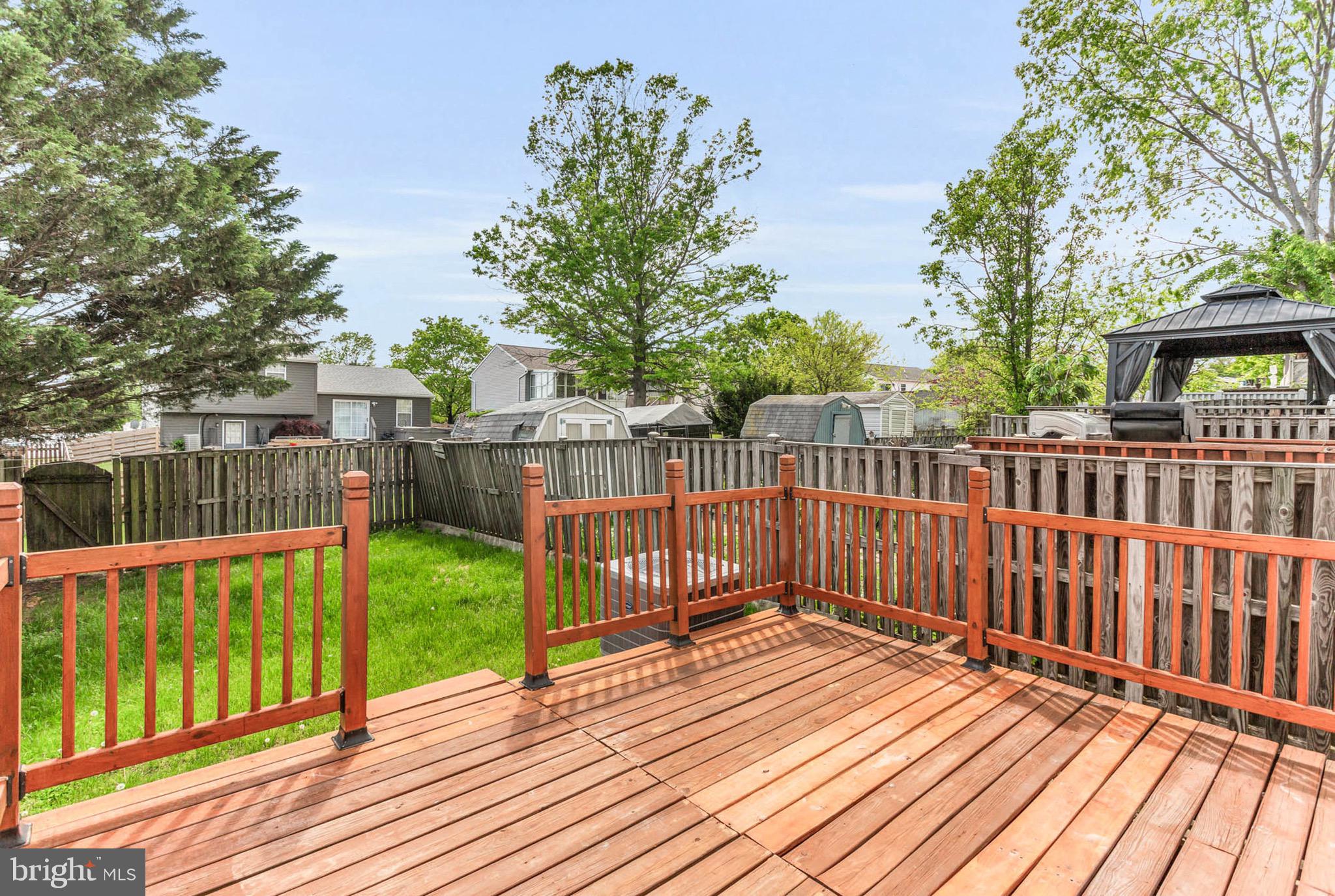 WOODBRIDGE CENTER - Residential