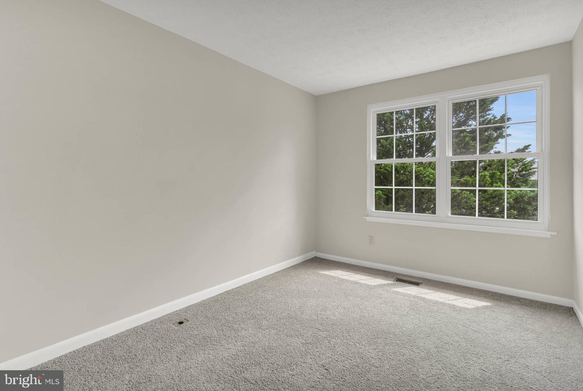 WOODBRIDGE CENTER - Residential