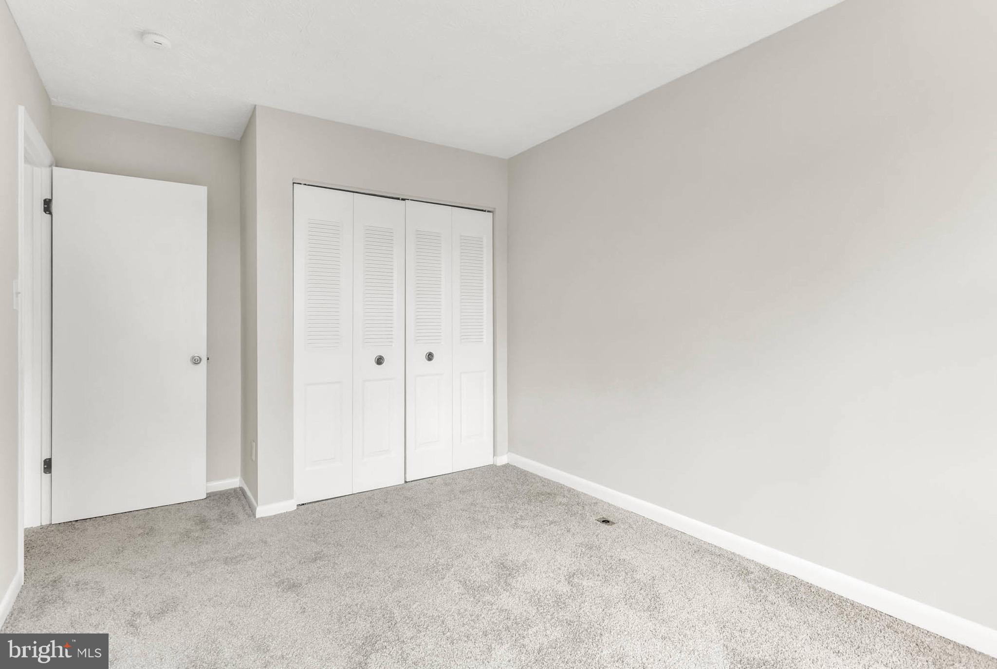 WOODBRIDGE CENTER - Residential