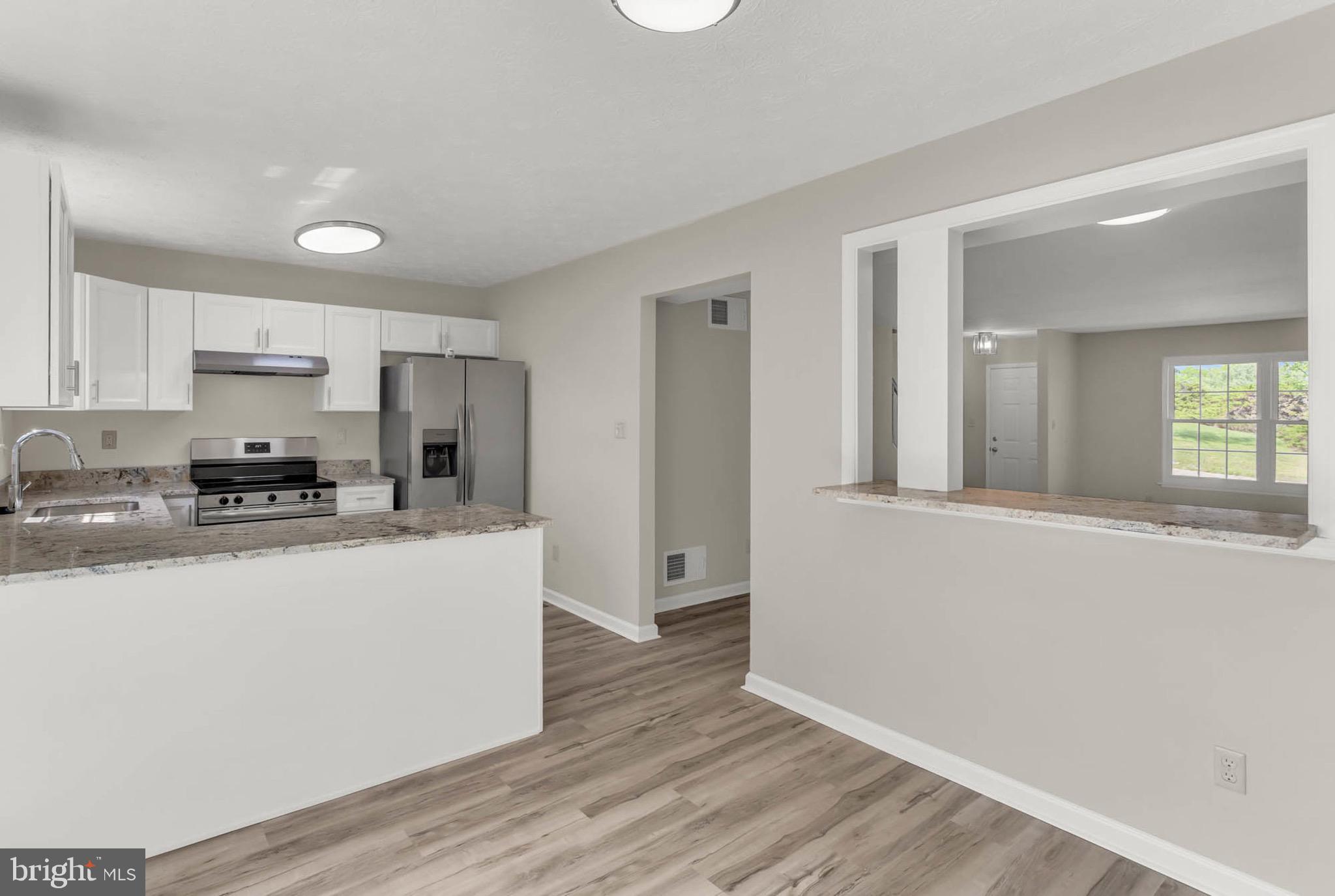 WOODBRIDGE CENTER - Residential