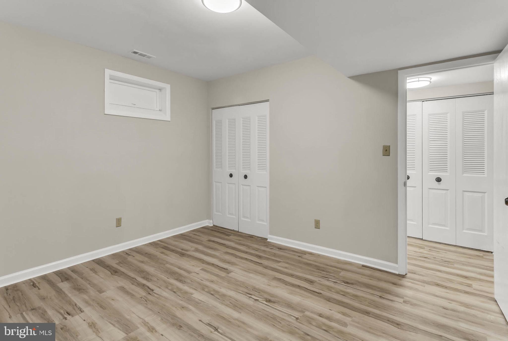 WOODBRIDGE CENTER - Residential