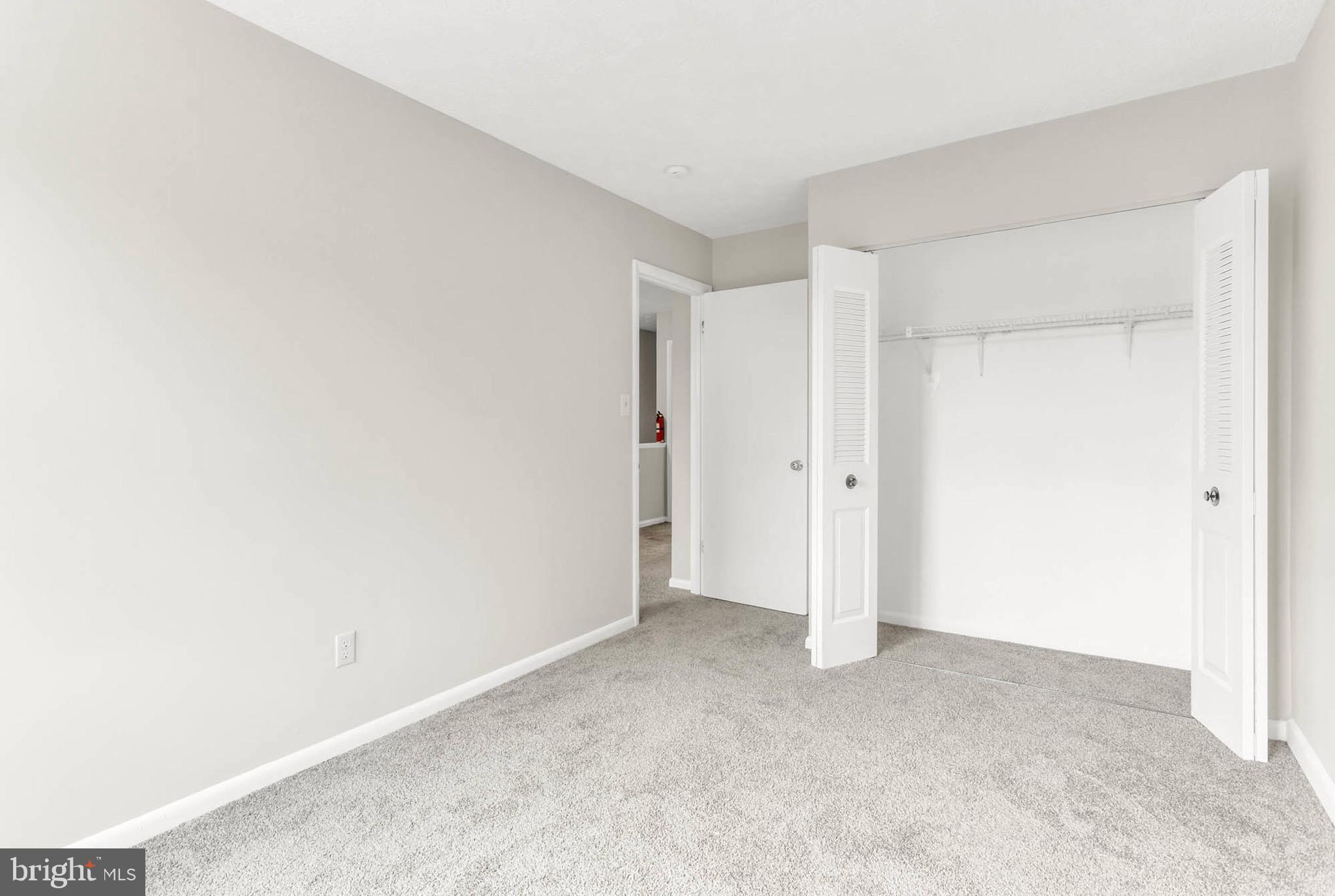 WOODBRIDGE CENTER - Residential