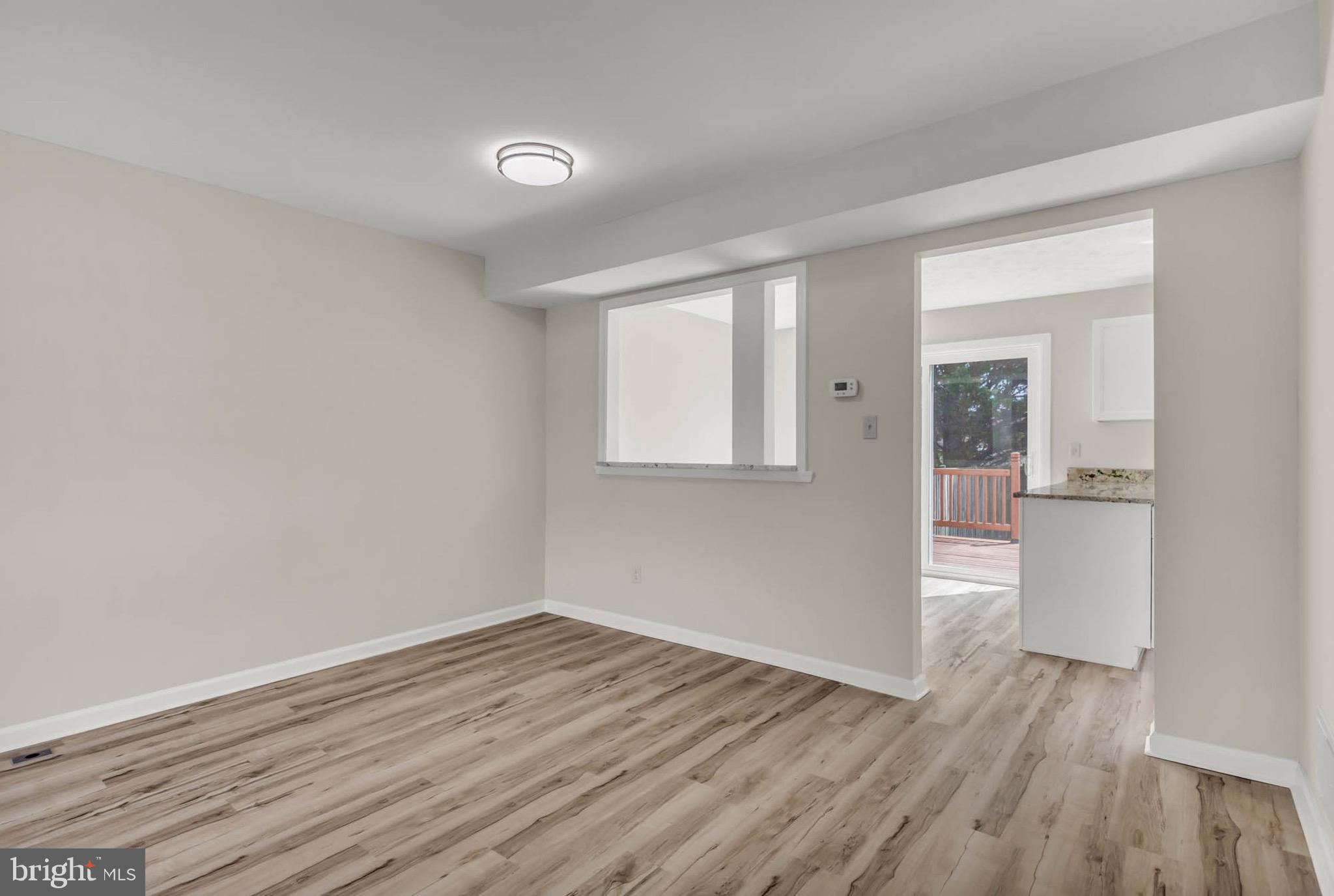 WOODBRIDGE CENTER - Residential