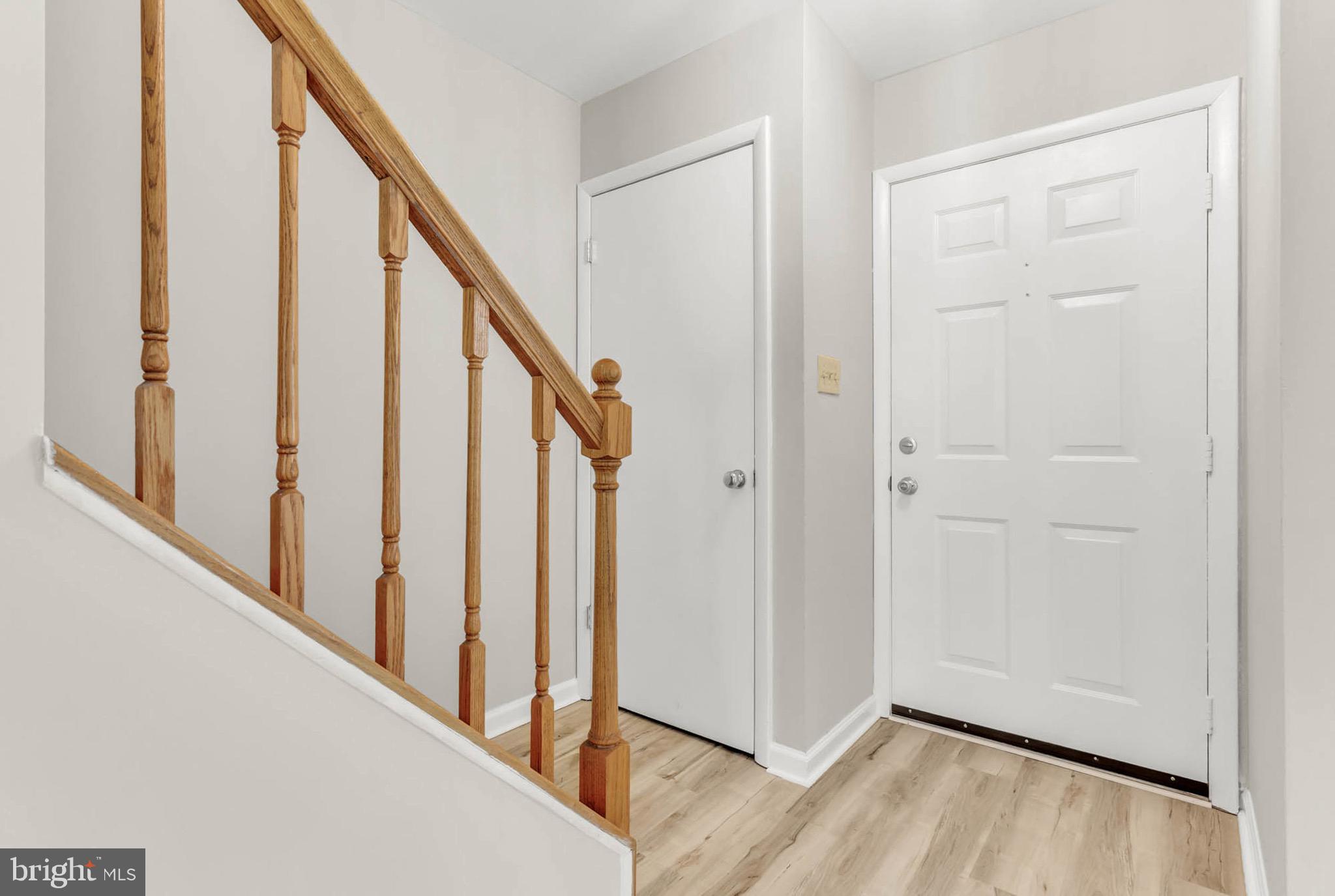 WOODBRIDGE CENTER - Residential