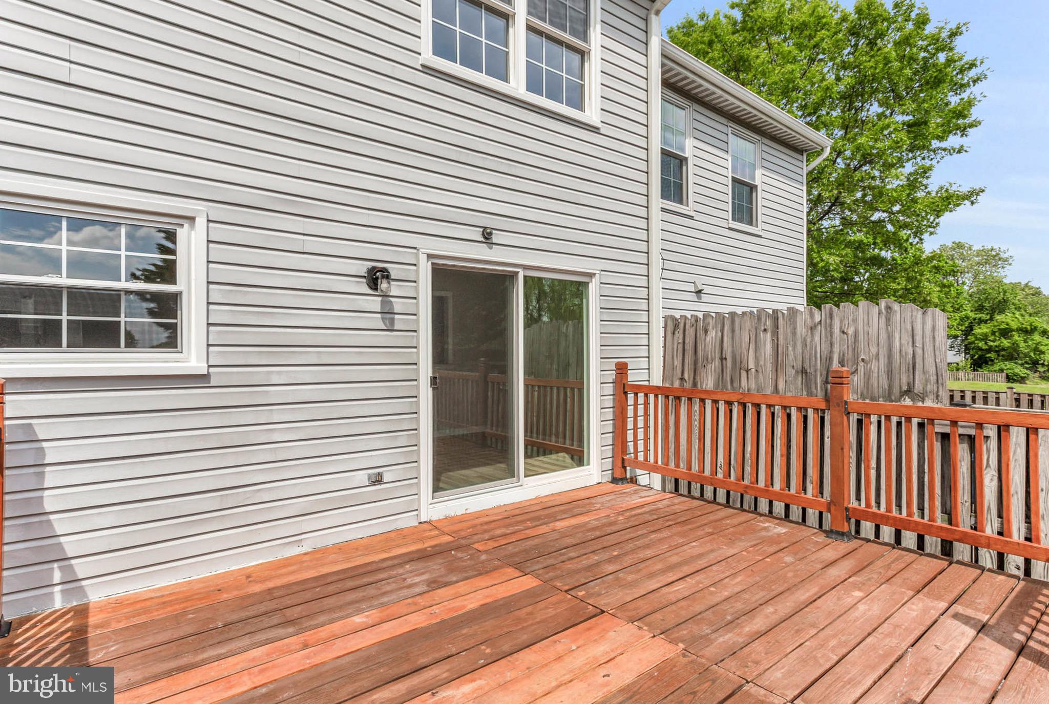 WOODBRIDGE CENTER - Residential