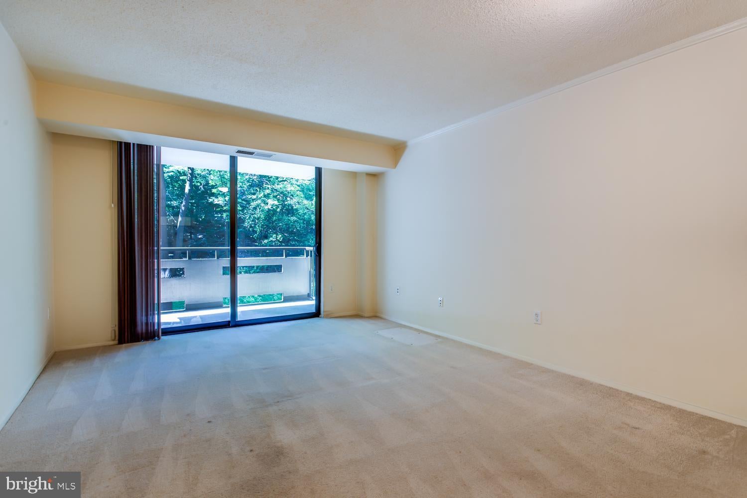 1808 OLD MEADOW ROAD 404