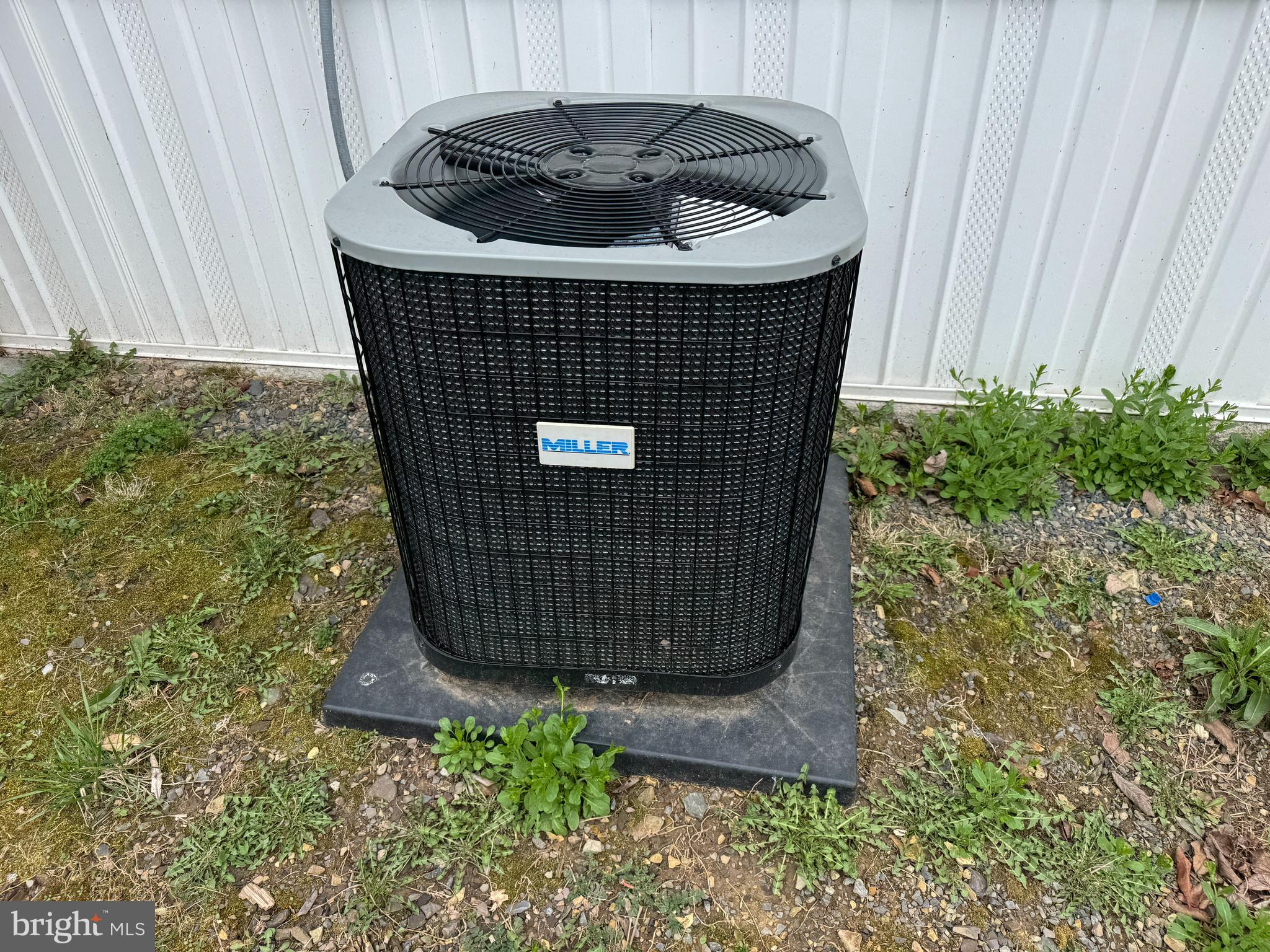 LINCOLN ESTATES MHP - Residential